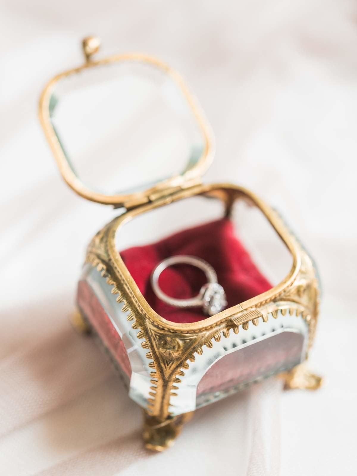 antique-wedding-ring