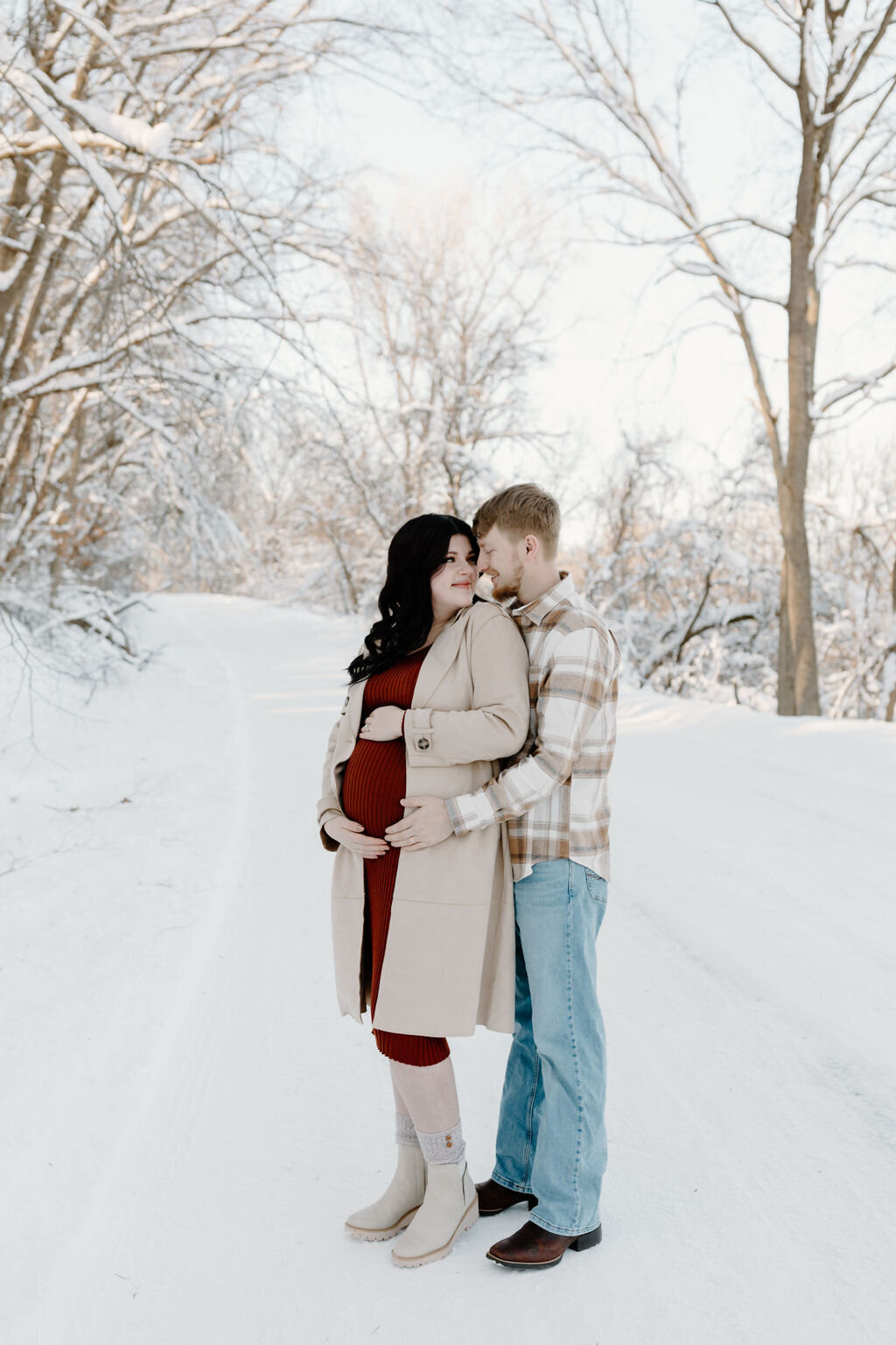 christina_ney_photography_wedding_engagement_lifestyle_photographer_dubuque_iowa_wedding_planning_assistance_adventurous_bold_laidback Family Photography24