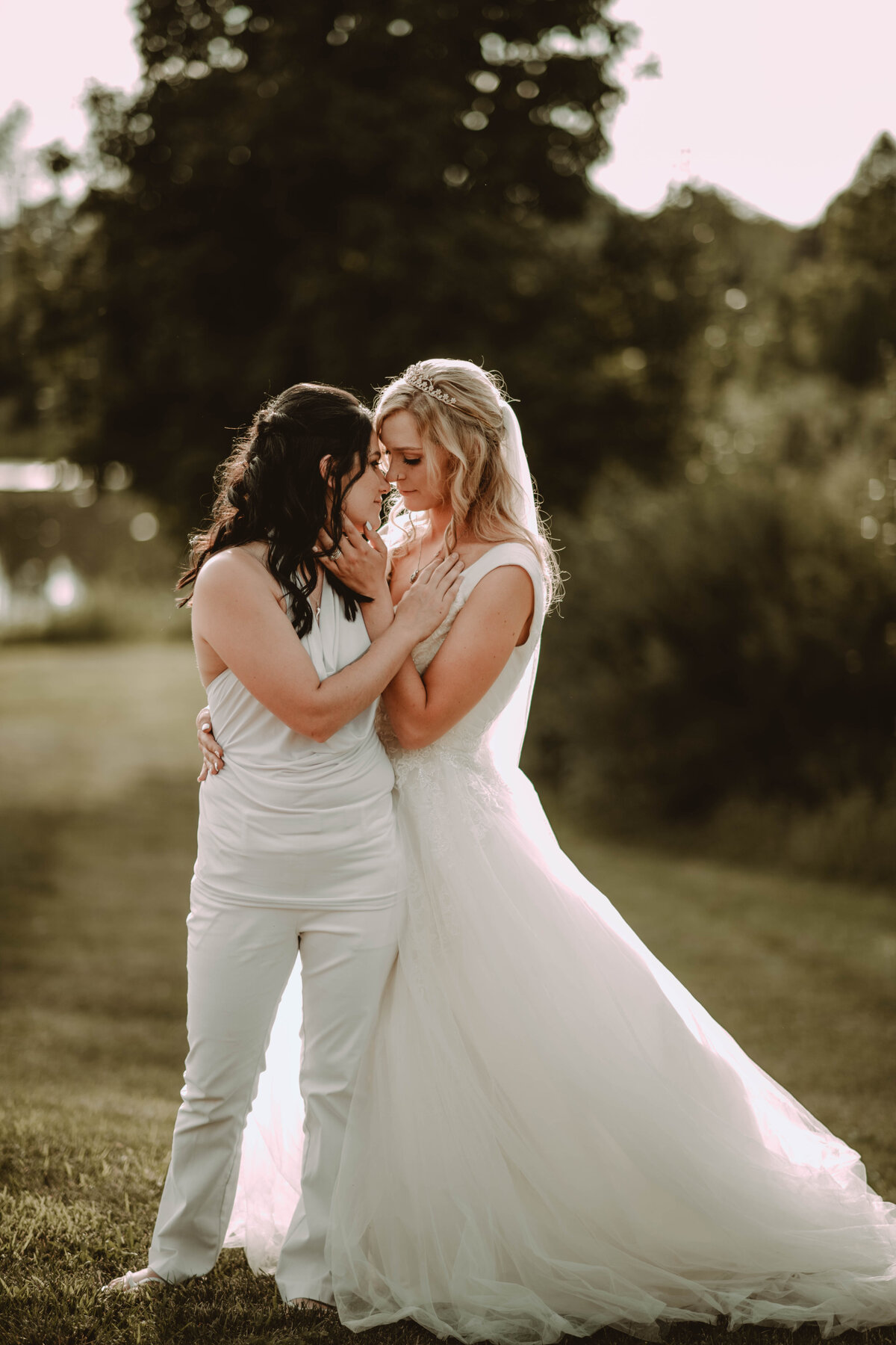 Bobbi&Leanne-691