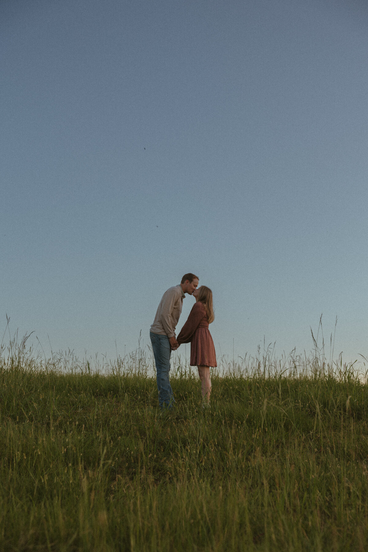 cinematic-lifestyle-enagement-mississippi-photographer-6