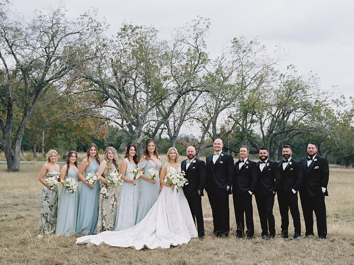 Scared Oaks Wedding | Austin Texas Wedding Photographer-13