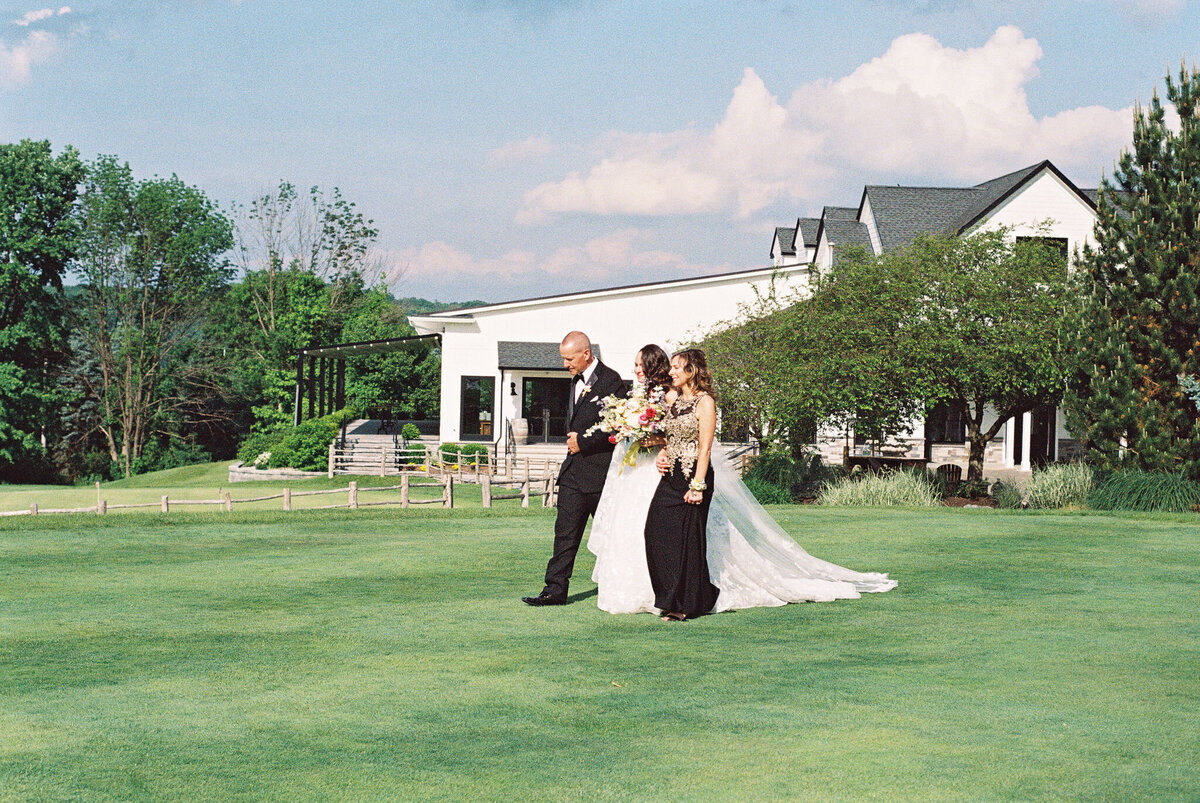 Lisa-Blanche-Photography-Caitlin&Zack-FC-8