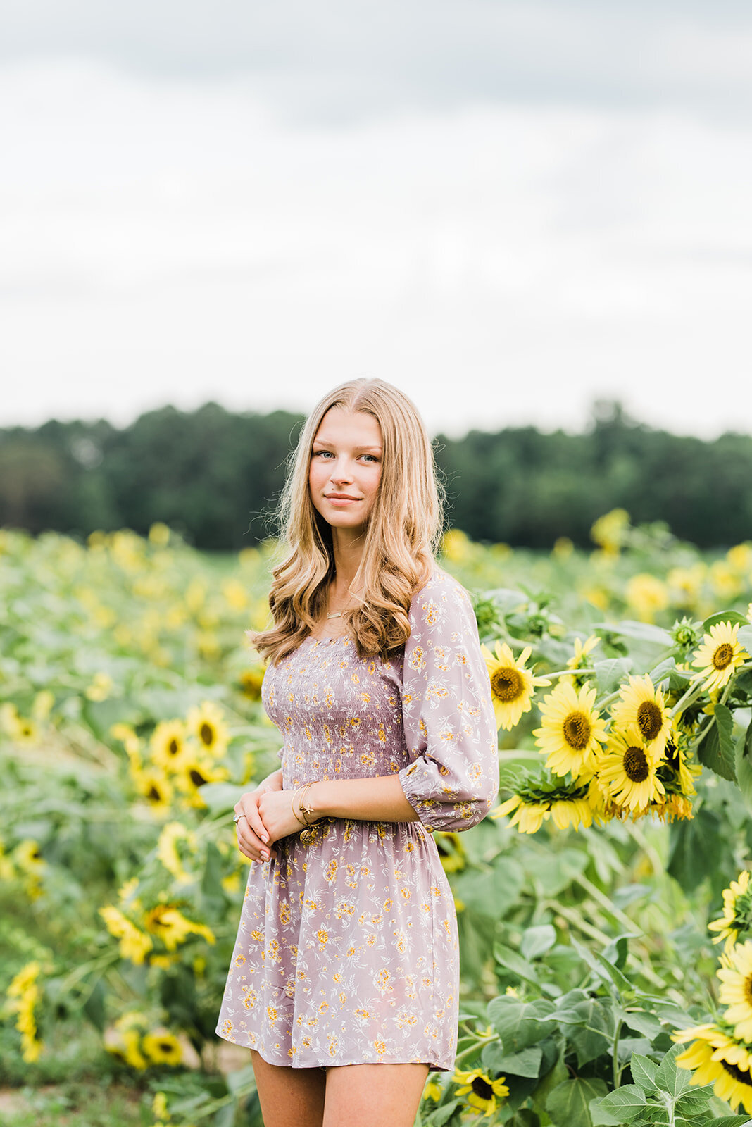 Maja July Portraits 2020 Leah Baggett Photography Sunflowers Graimercy Farm-48