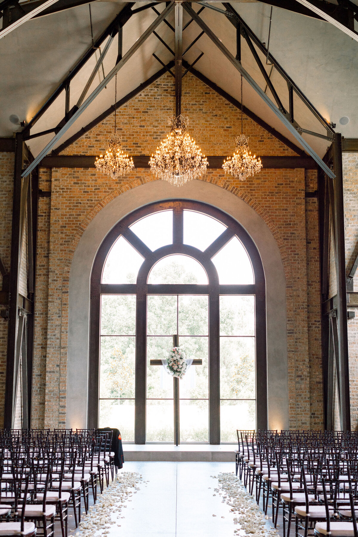 Summer-blush-iron-manor-houston-texas-wedding-11