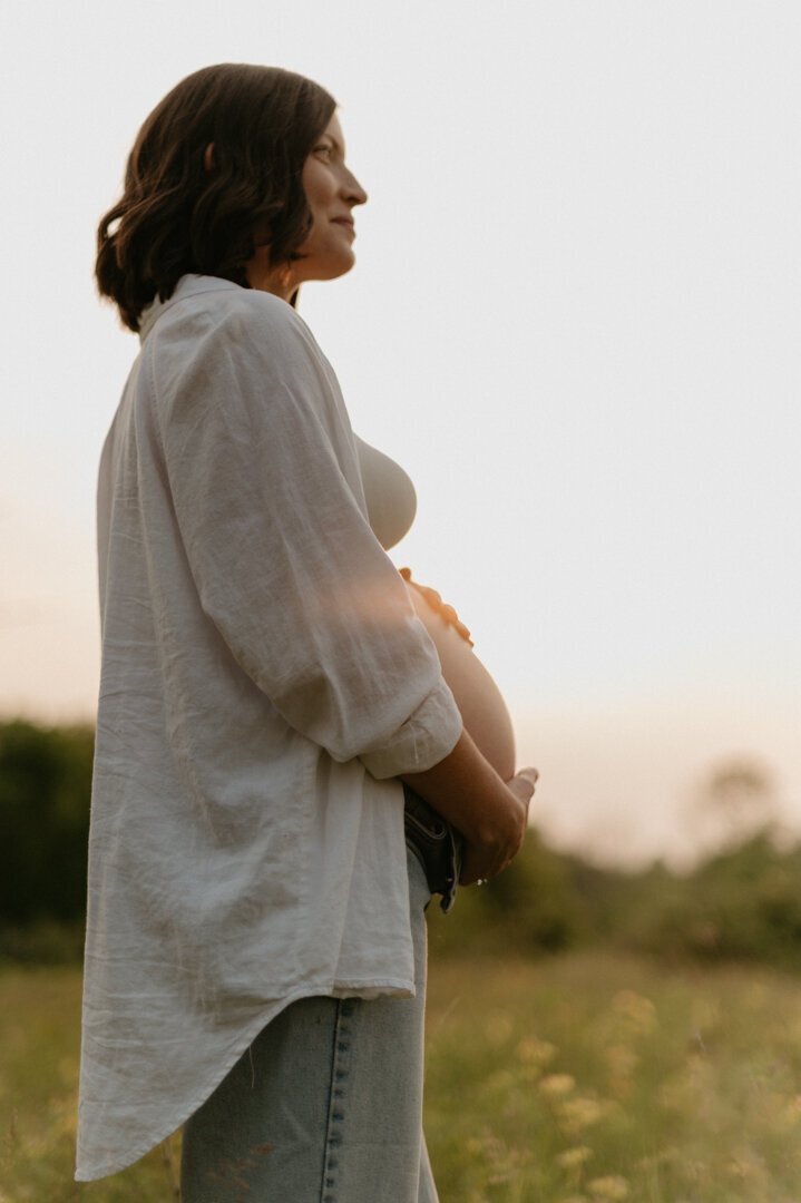 milwaukee maternity photographer.beach maternity.erika lee photography.claire-18