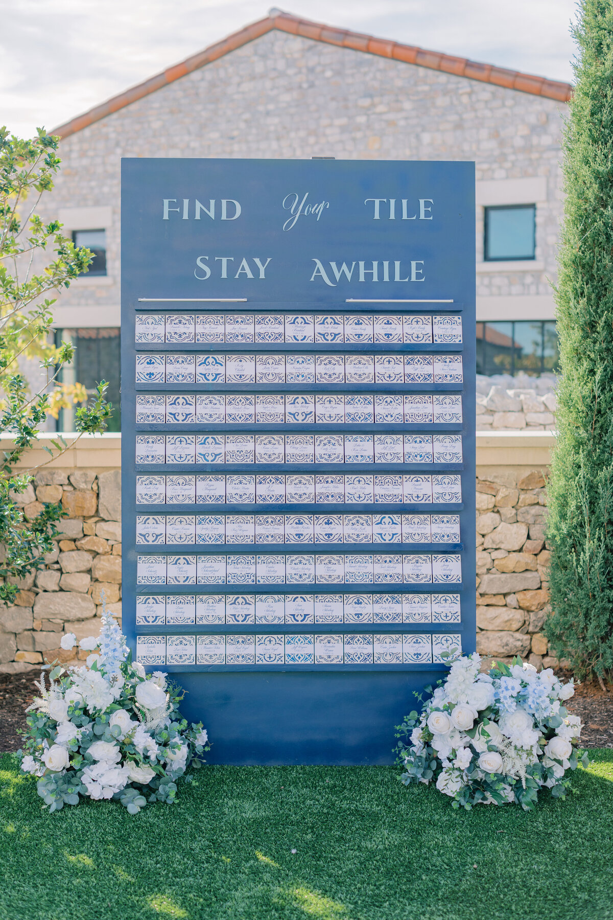 elegant-seating-chart-signage-with-tile-design
