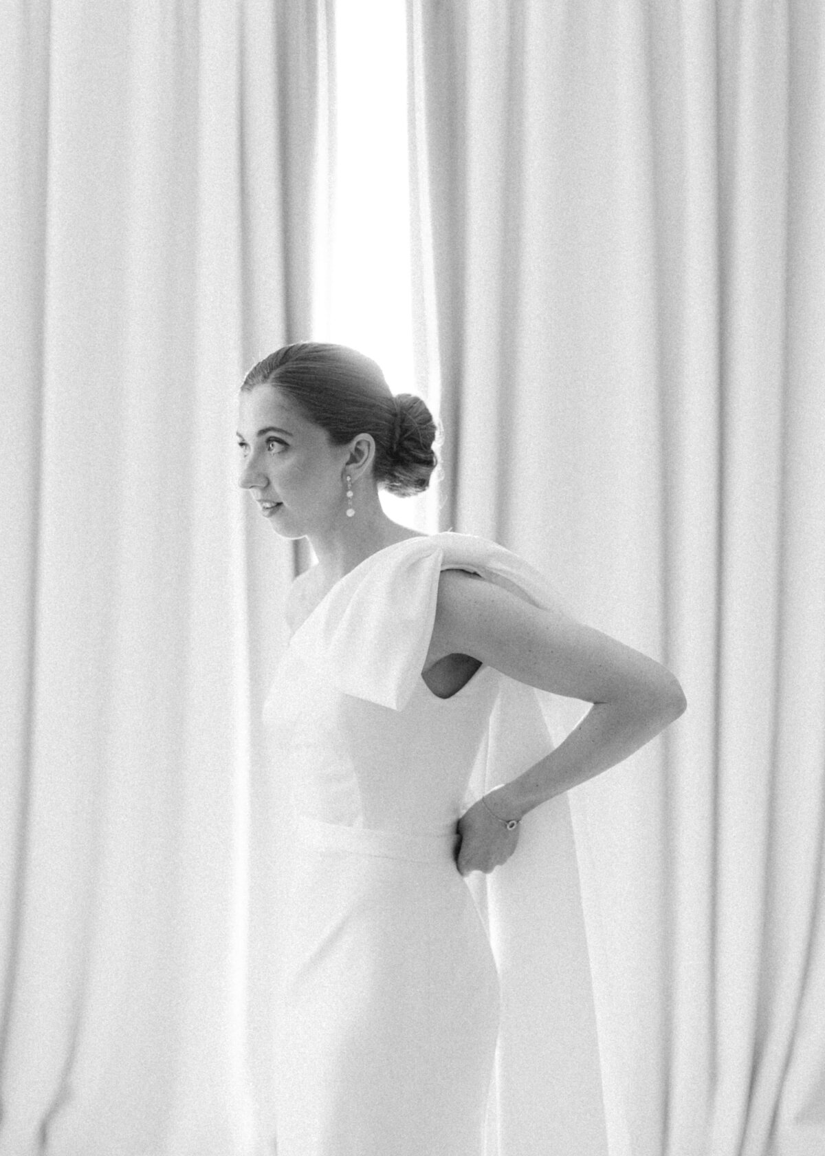 Rachel-Alex-Wedding-Day-Wilderness-Reserve-Chloe-Winstanley-Photography-083