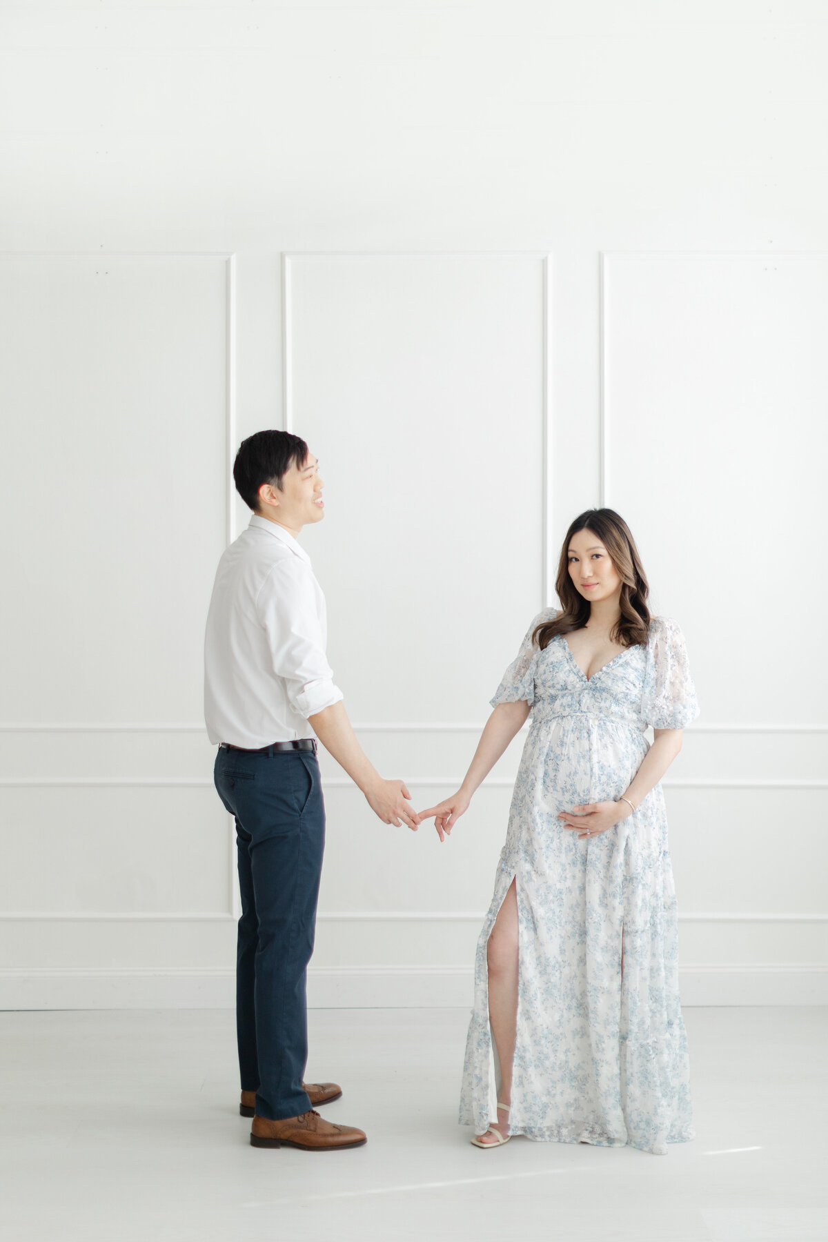 Maternity portrait session at Philadelphia photography studio - 18