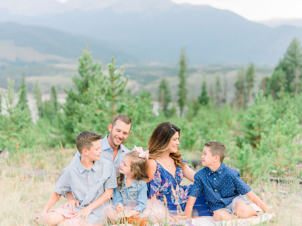 Dani-Cowan-Film-Photography-Breckenridge-Keystone-Colorado-Family-Vacation-Photoshoot159