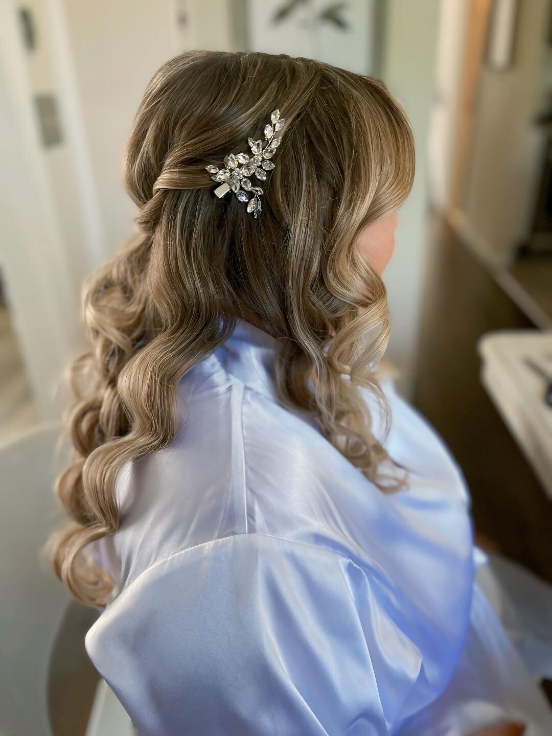 half up half down  soft waves