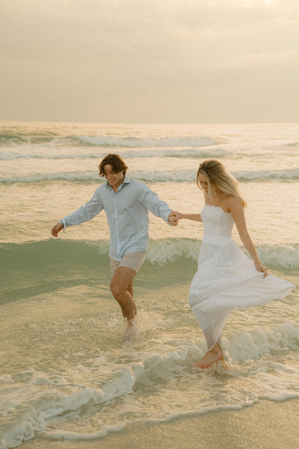 Hotel Effie Sandestin Florida Couples Engagement Session-6