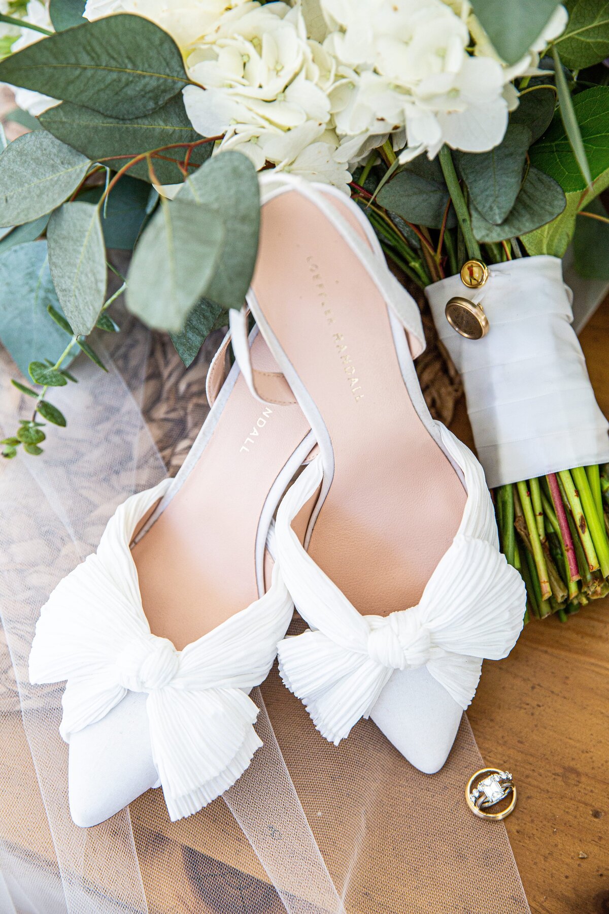 white-wedding-shoes-bow