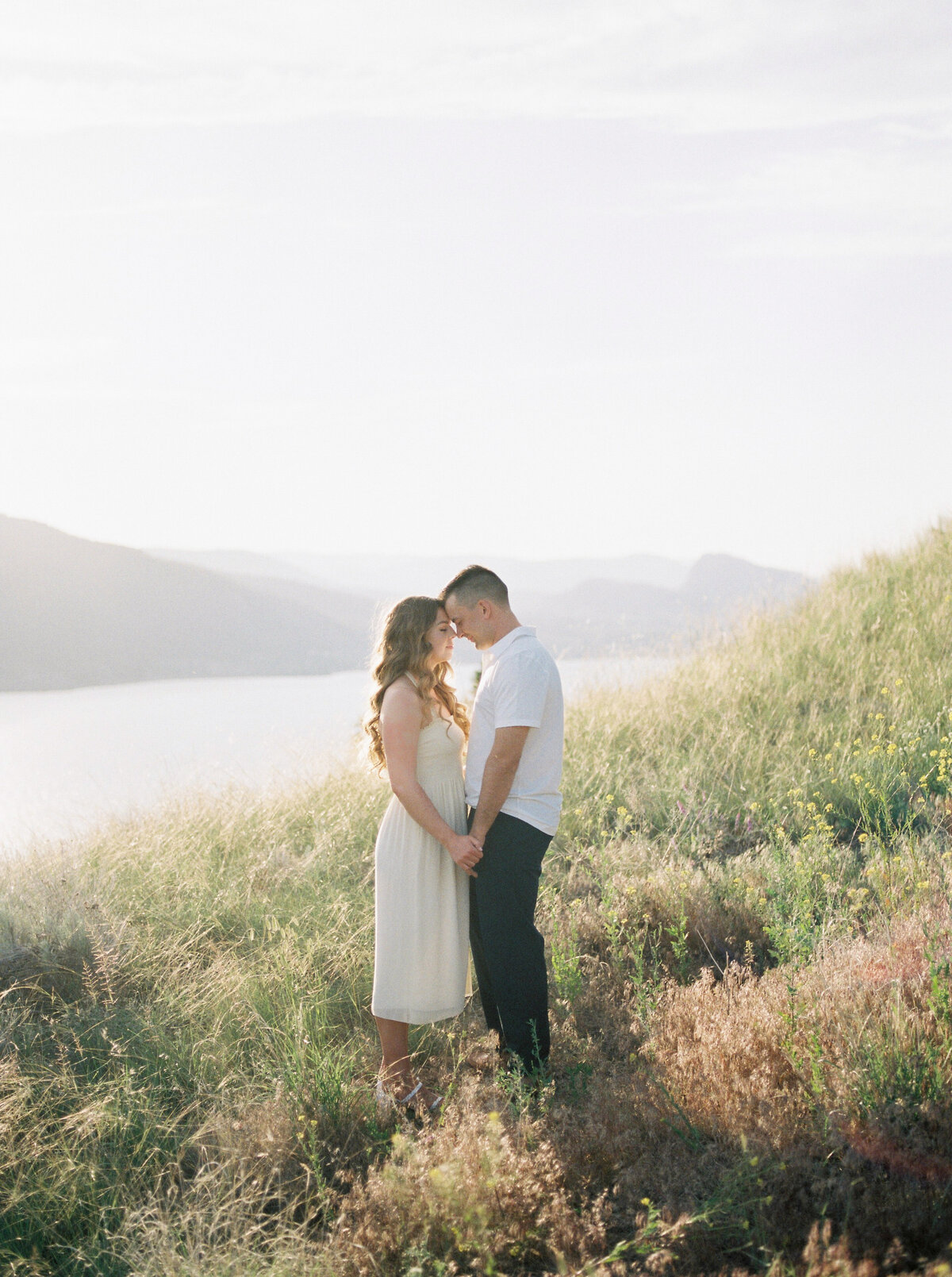 minted-photography-cedar-creek-winery-engagement-bc-3