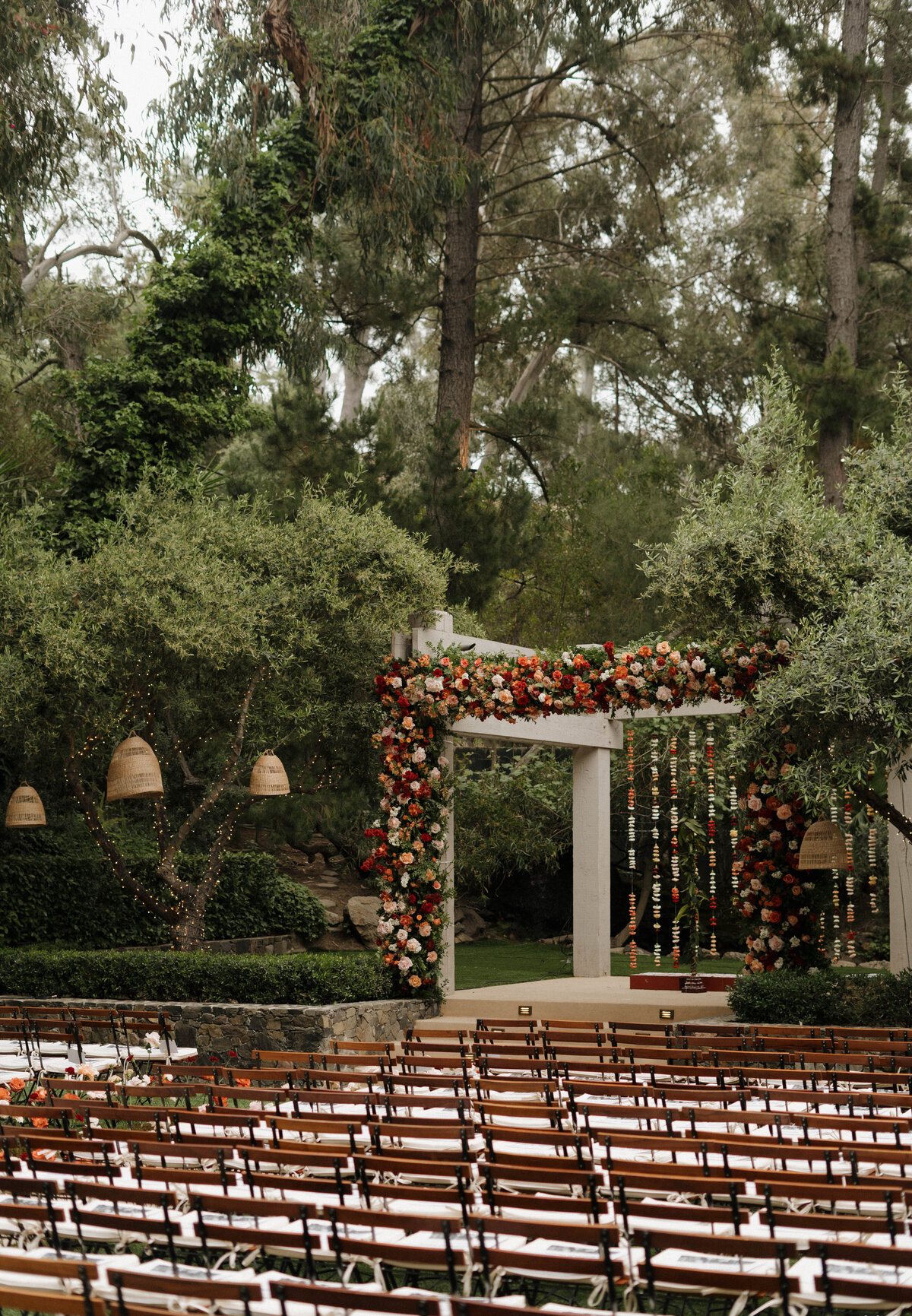 FayeFernCreative-CalamigosRanch-Wedding-Redwood-Ceremony-AM-06