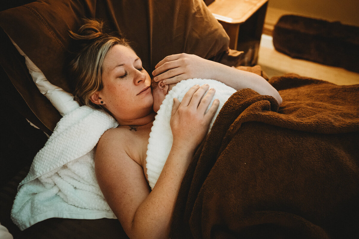 BestMichiganBirthPhotographer-54