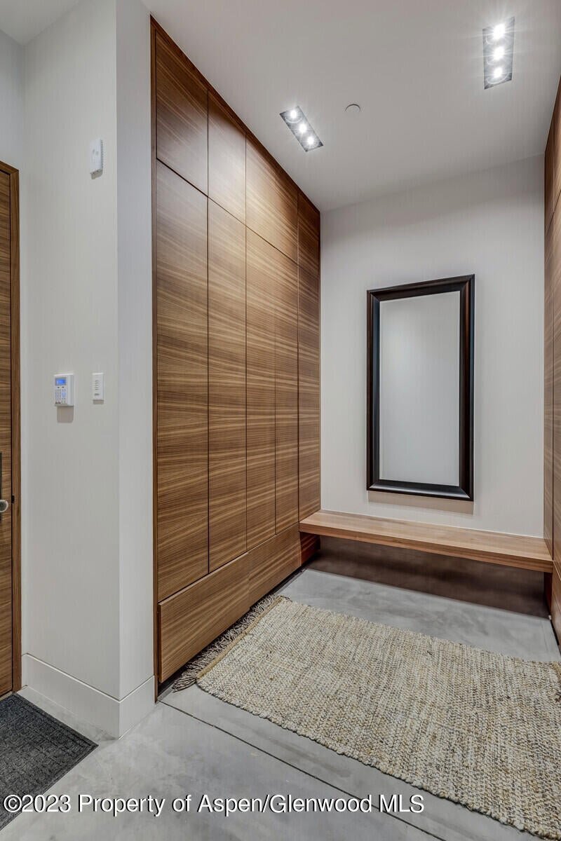 42705 Highway 82 (42)