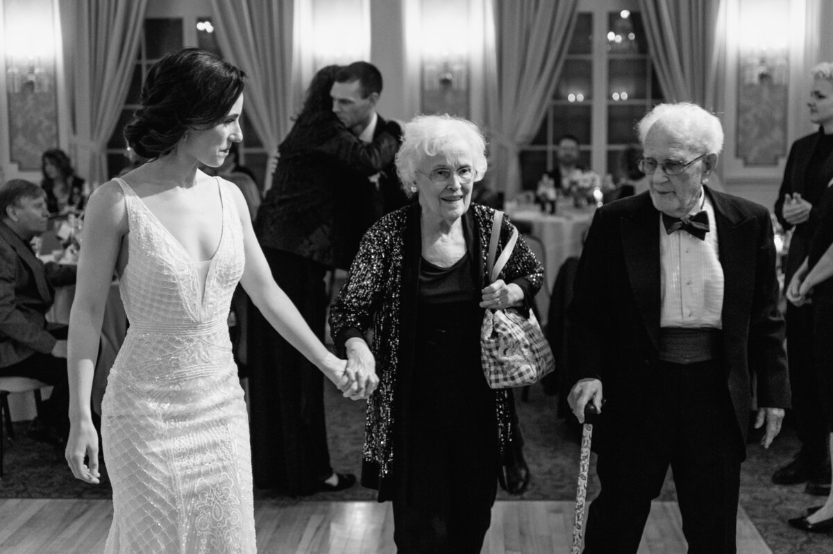 elegant_winter_wedding_spokane_washington_5