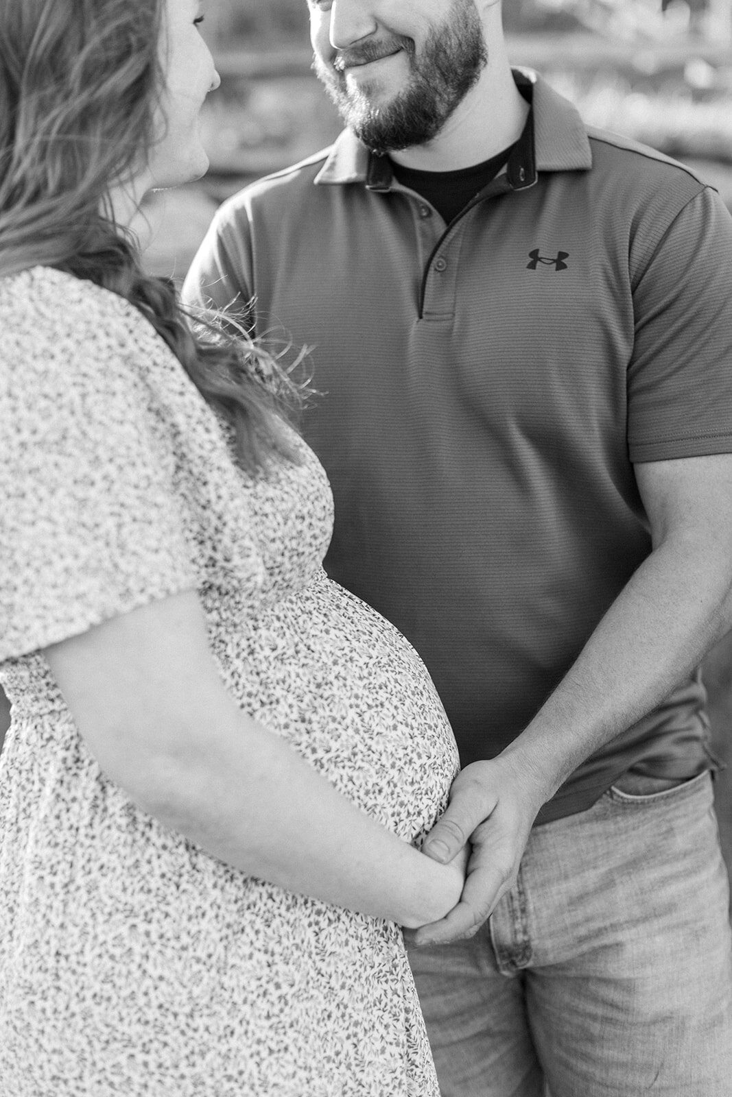 Peaceful and natural maternity portraits in Boone NC