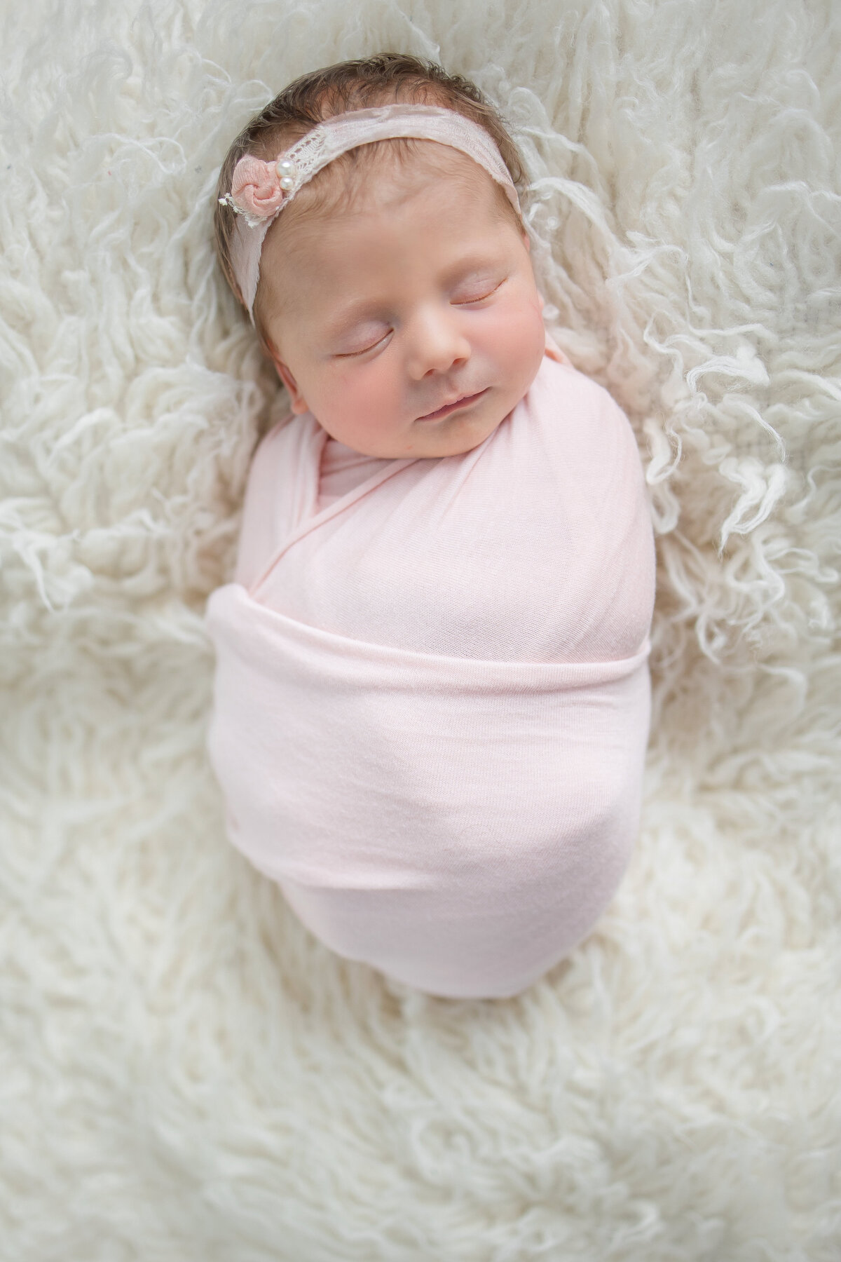 horizons-west-newborn-photographer-travels-to-your-home 0527