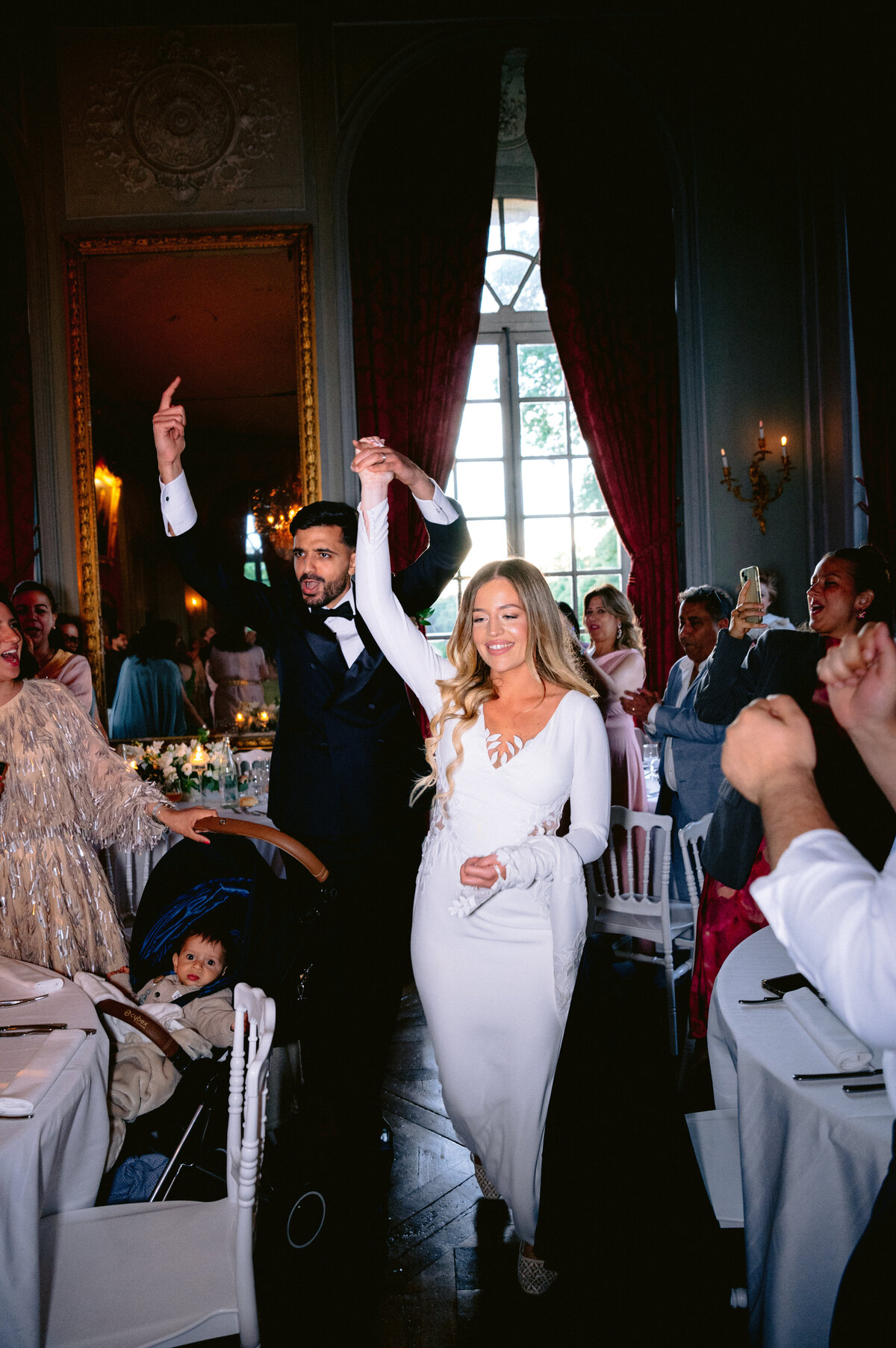 Mariage château de Champlâtreux Paris Photographe soirée entrée