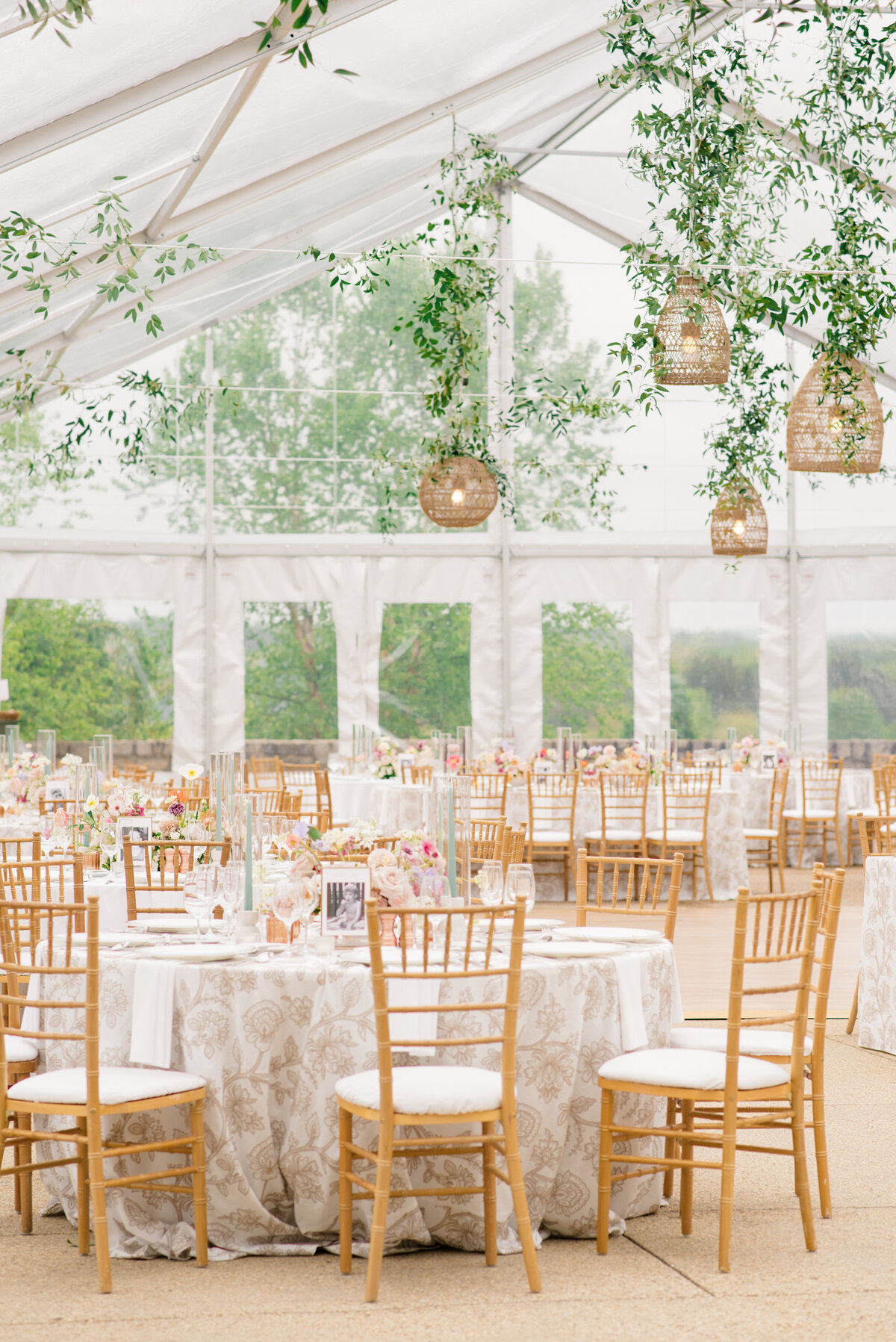 colorful-tented-garden-wedding-virginia-beach
