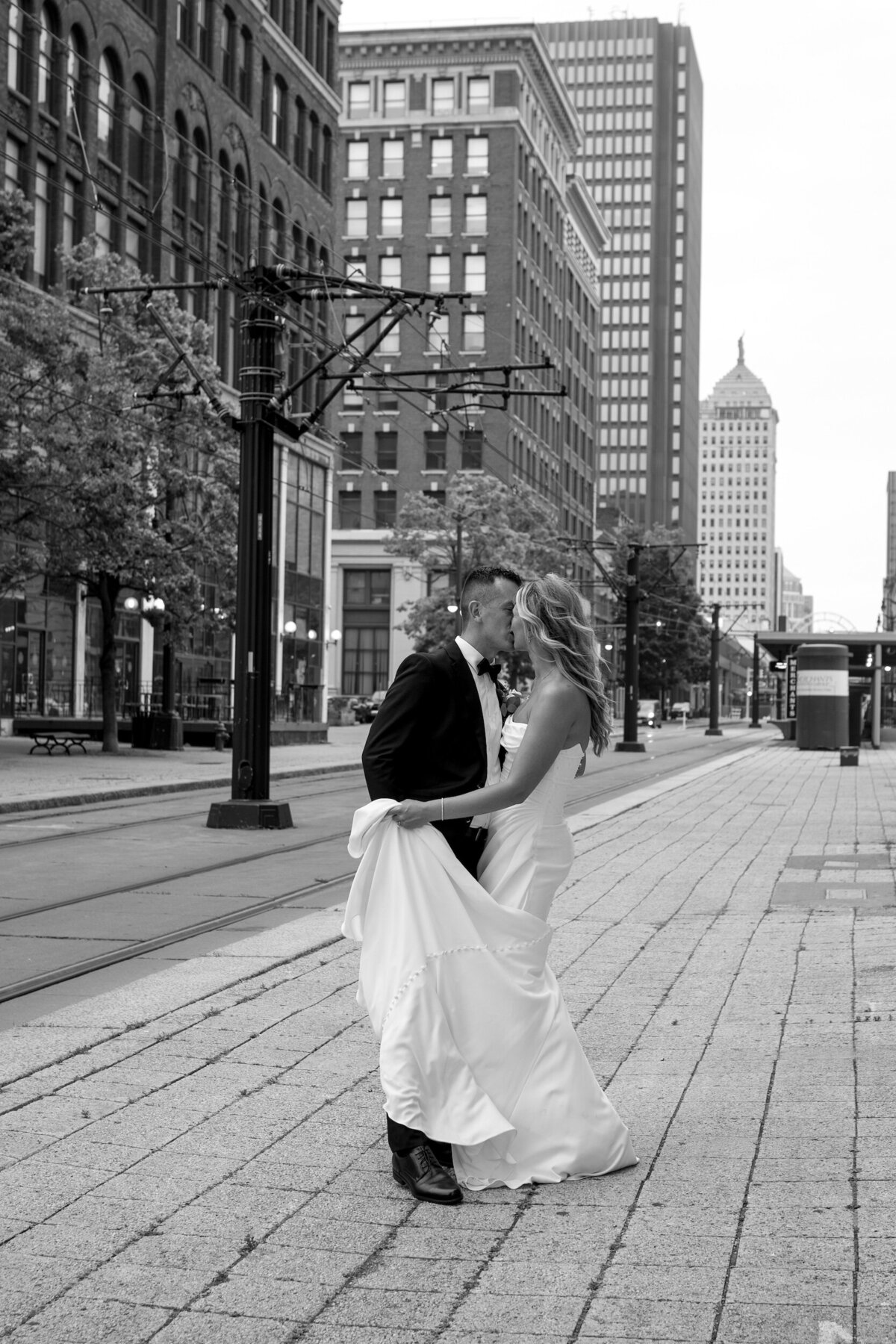 the-admiral-room-wedding-buffalo-ny