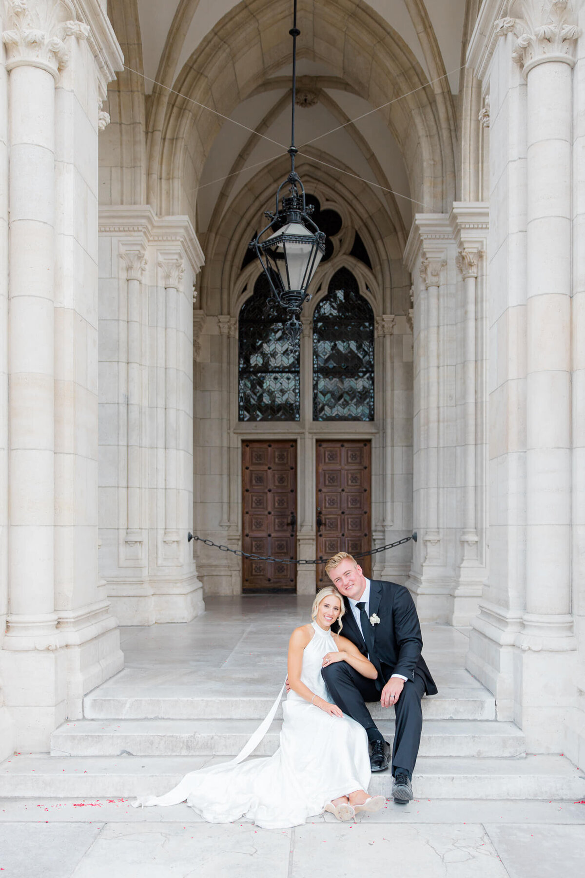 intimate-wedding-vienna-palais-coburg-nfl-player-15
