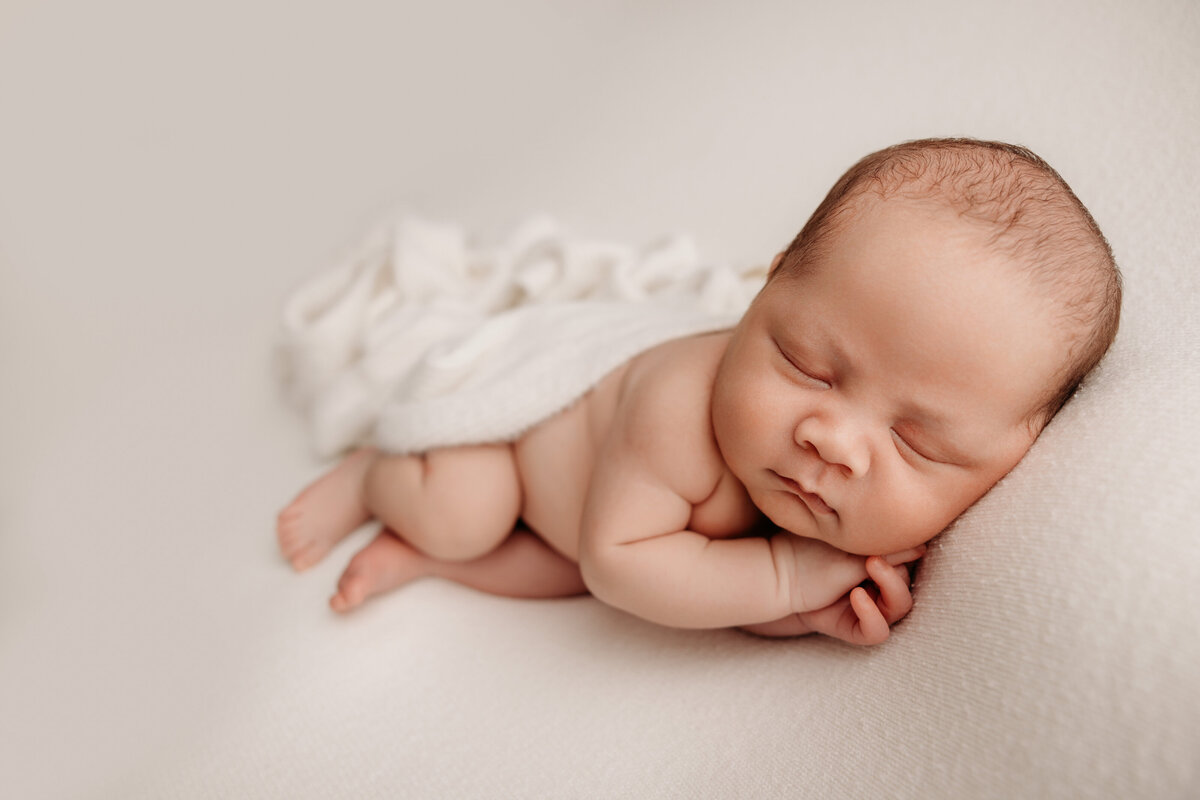 AlexanderNewborn-10 of 30