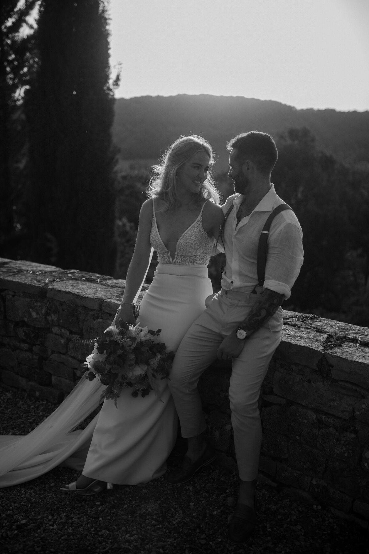 Kirstyandjames_chateaudecas_lauradeanphotography_dorsetweddingphotographer-1020-1