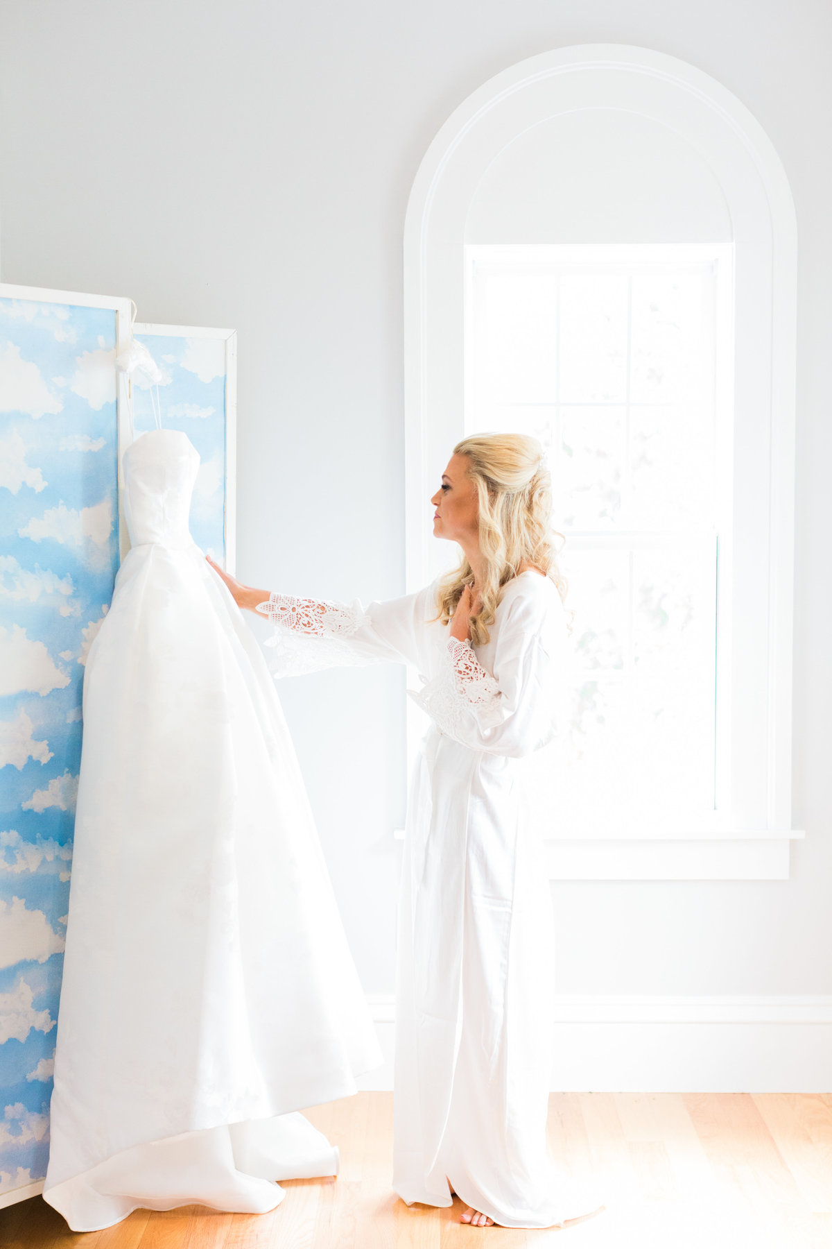 fine art bride and wedding dress
