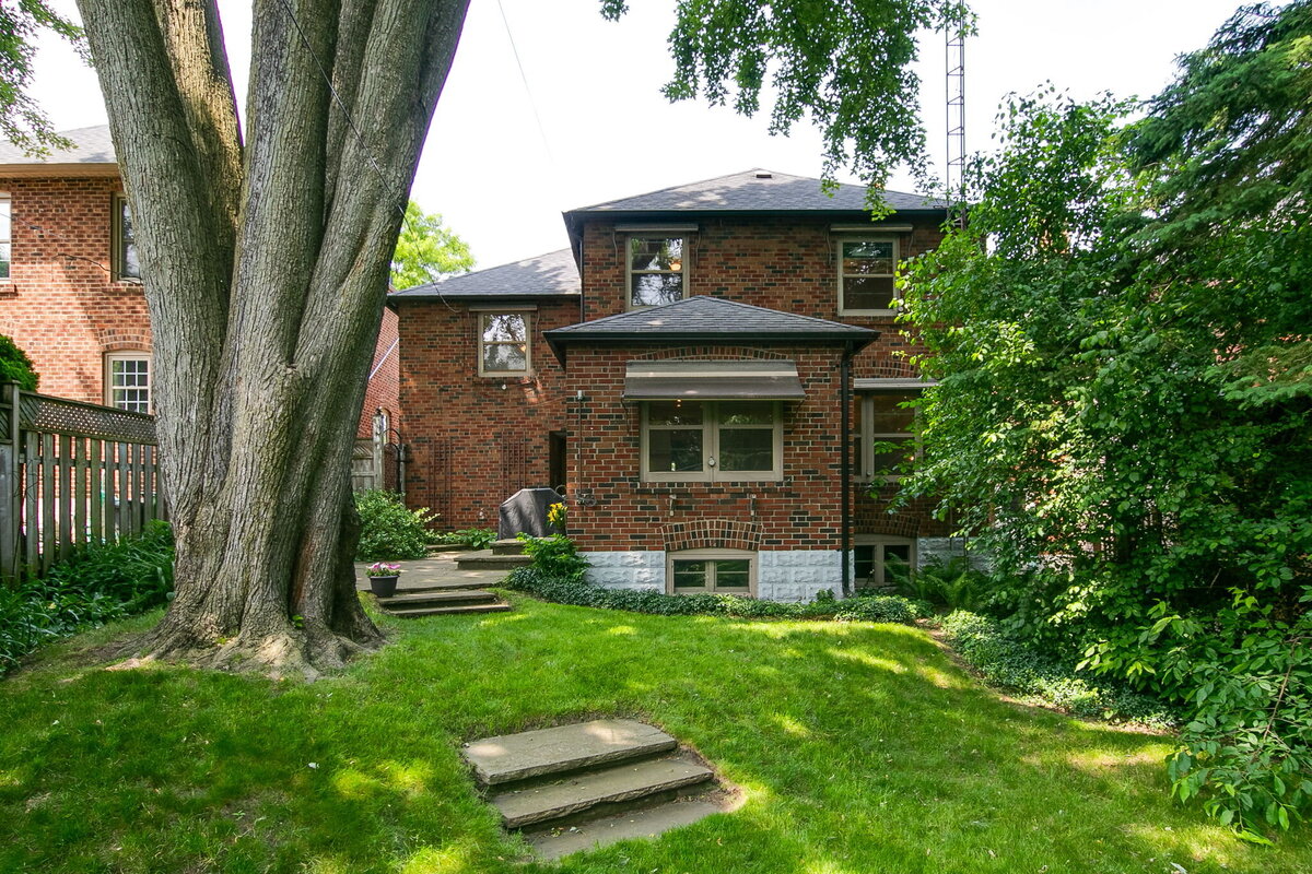 59-web-or-mls-74_009_Backyard