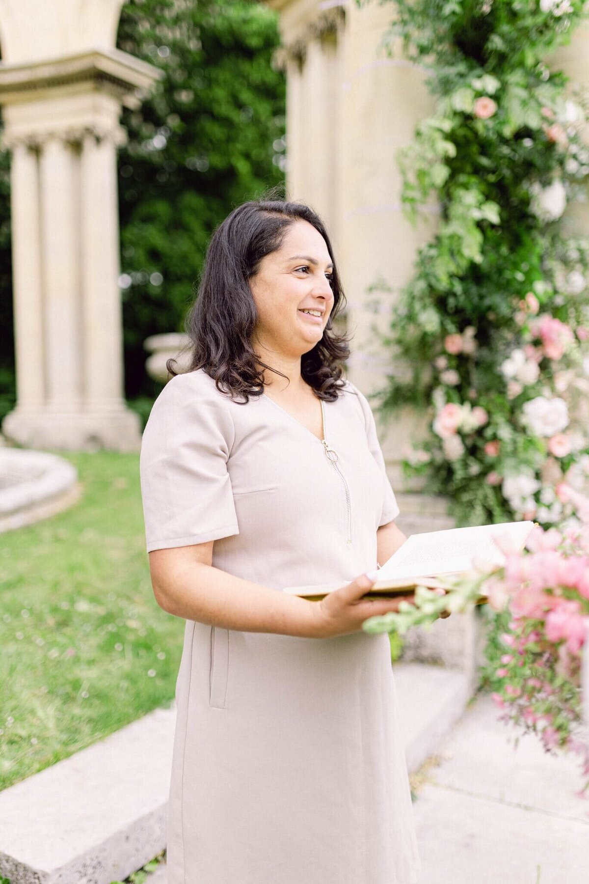 ceremonie-de-mariage-arche-florale