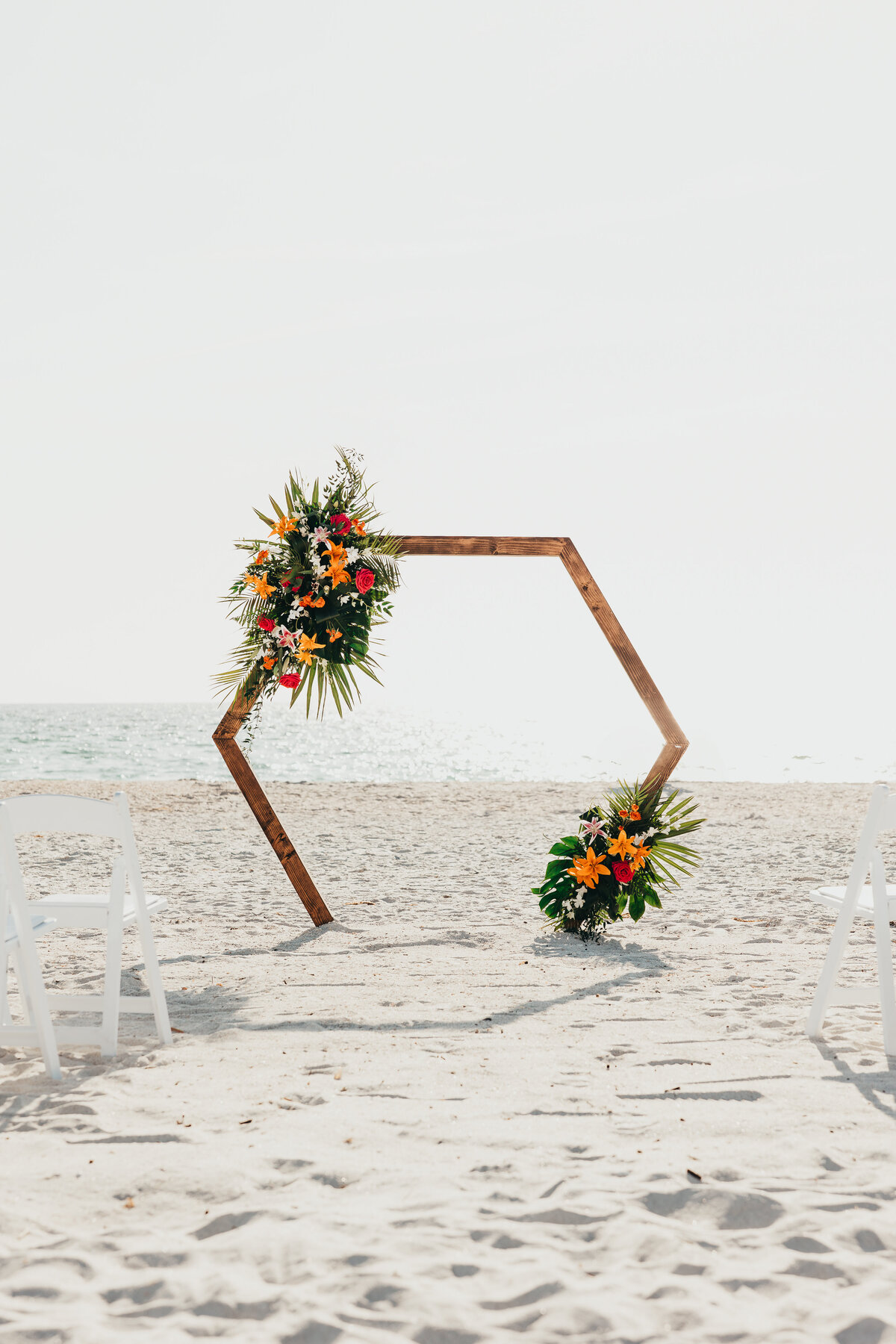 ariel-amir-photo-florida-beach-elopement-tropcial-chantilly-chic-celebrations-6