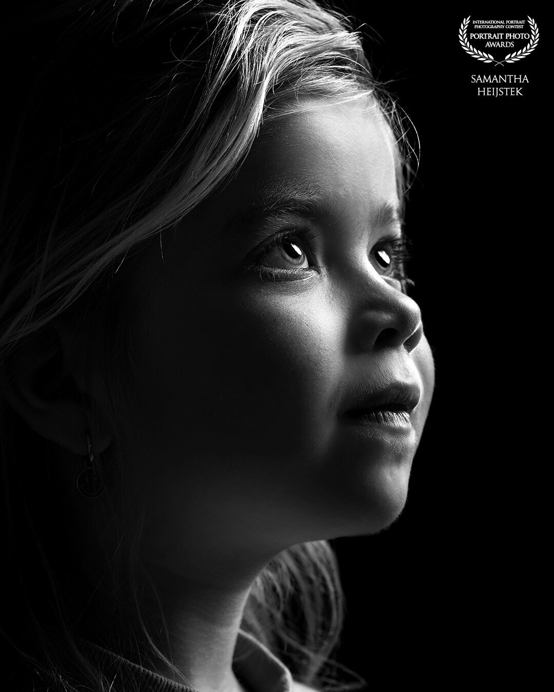 custom_logo_SAMANTHA_HEIJSTEK-netherlands-Dvzfbg-110collection-portraitphotoawards