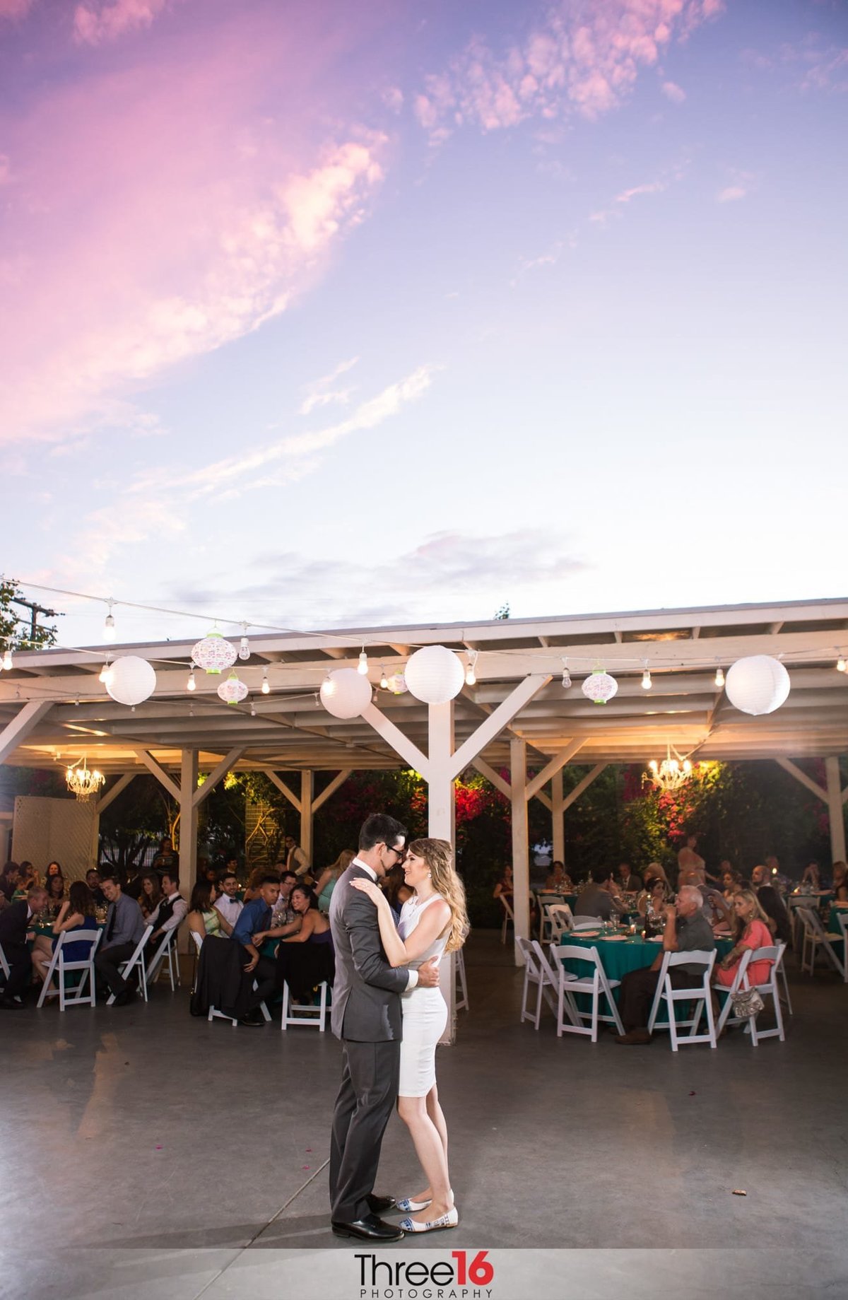 First Dance between Husband and Wife