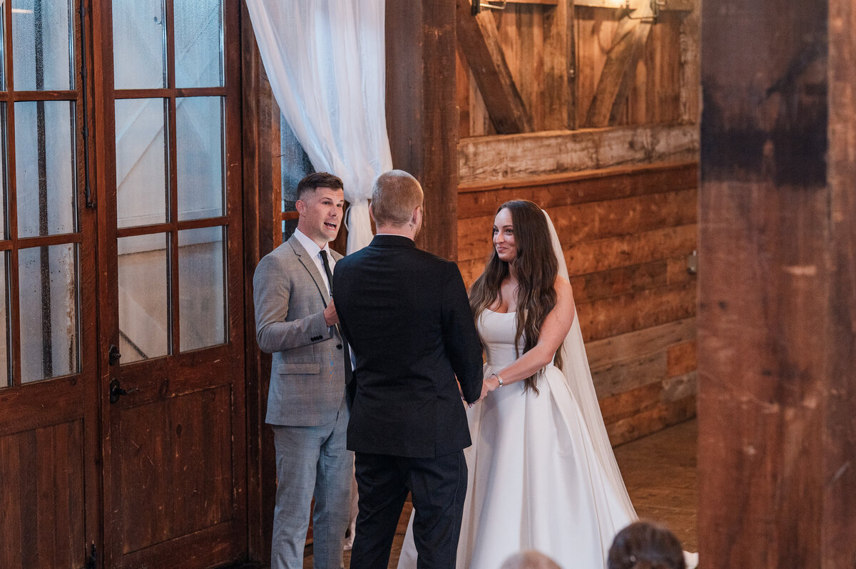 erik_sam_wedding_indoor_ceremony-52