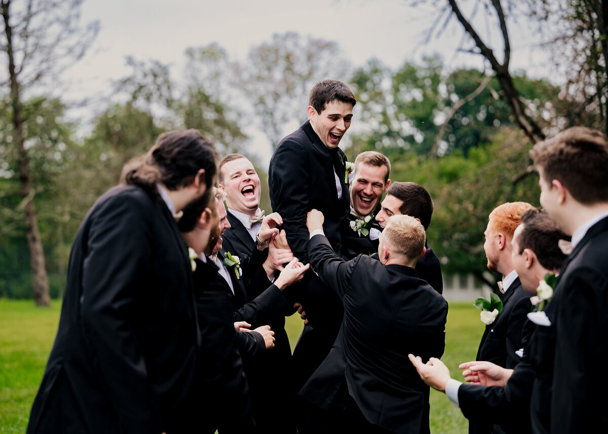Find your perfect Ashford Estate wedding photographer.