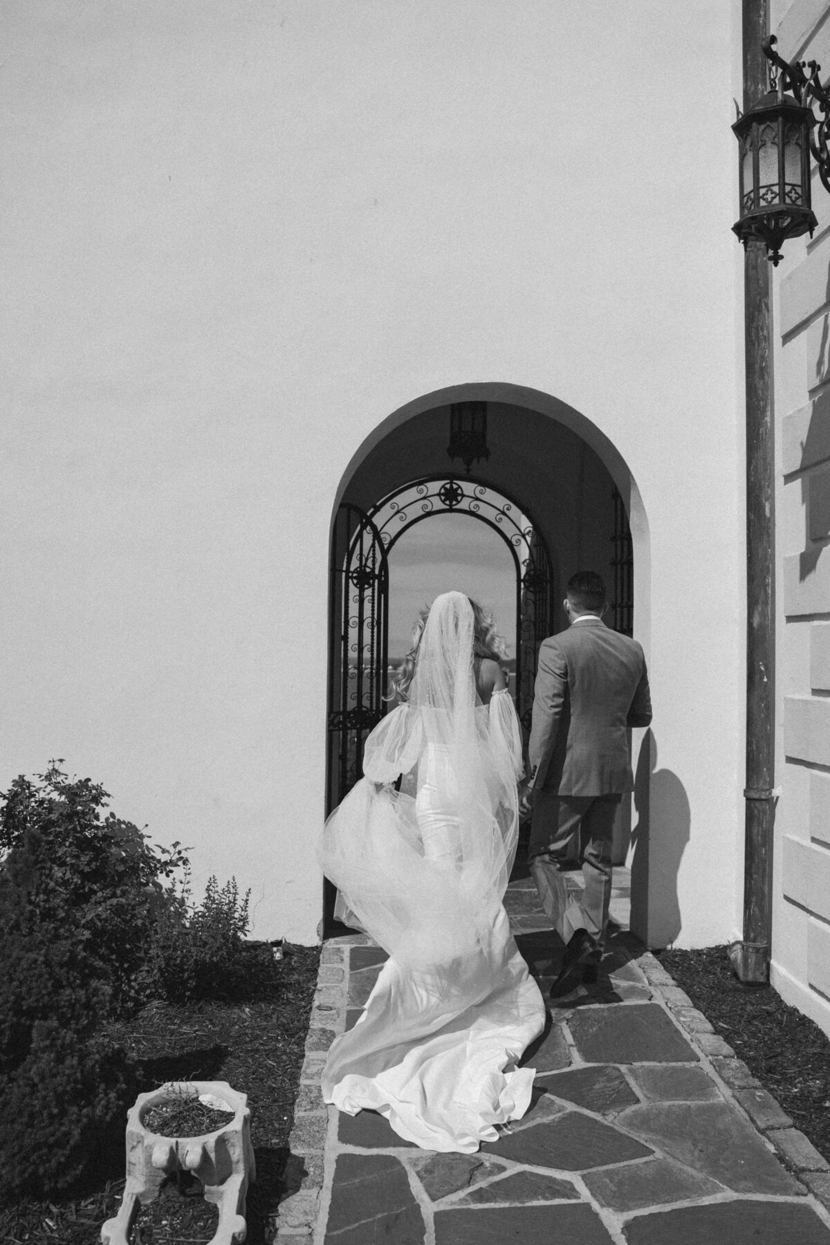 5.3 Bridget & Paul First look-1