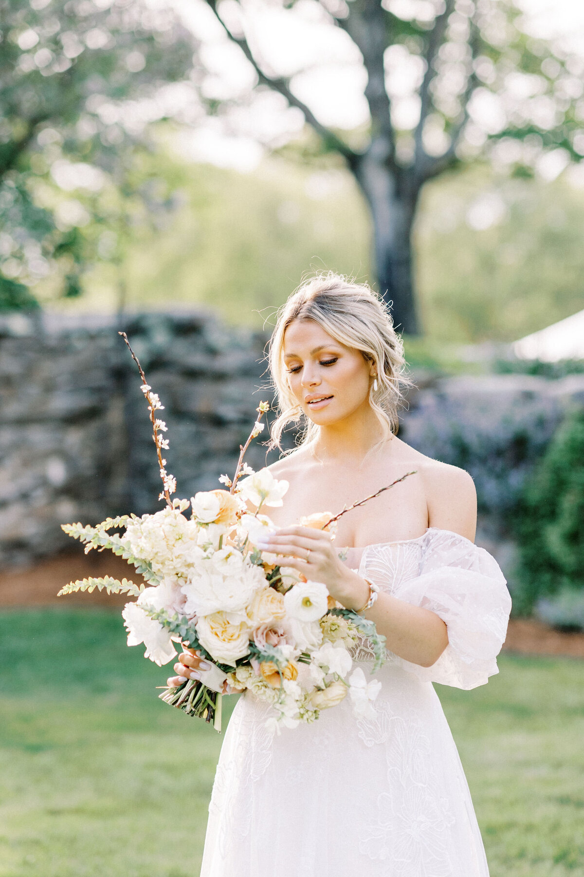 wedding-bouquet-garden-wedding-ct-enza-events