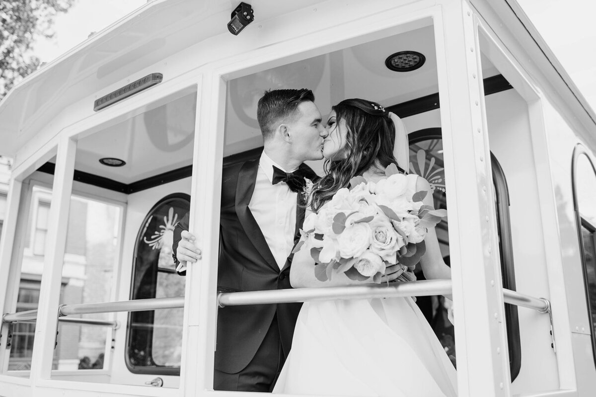 St. Mary of the Angels Chicago Wedding | Abbey Rez Photography