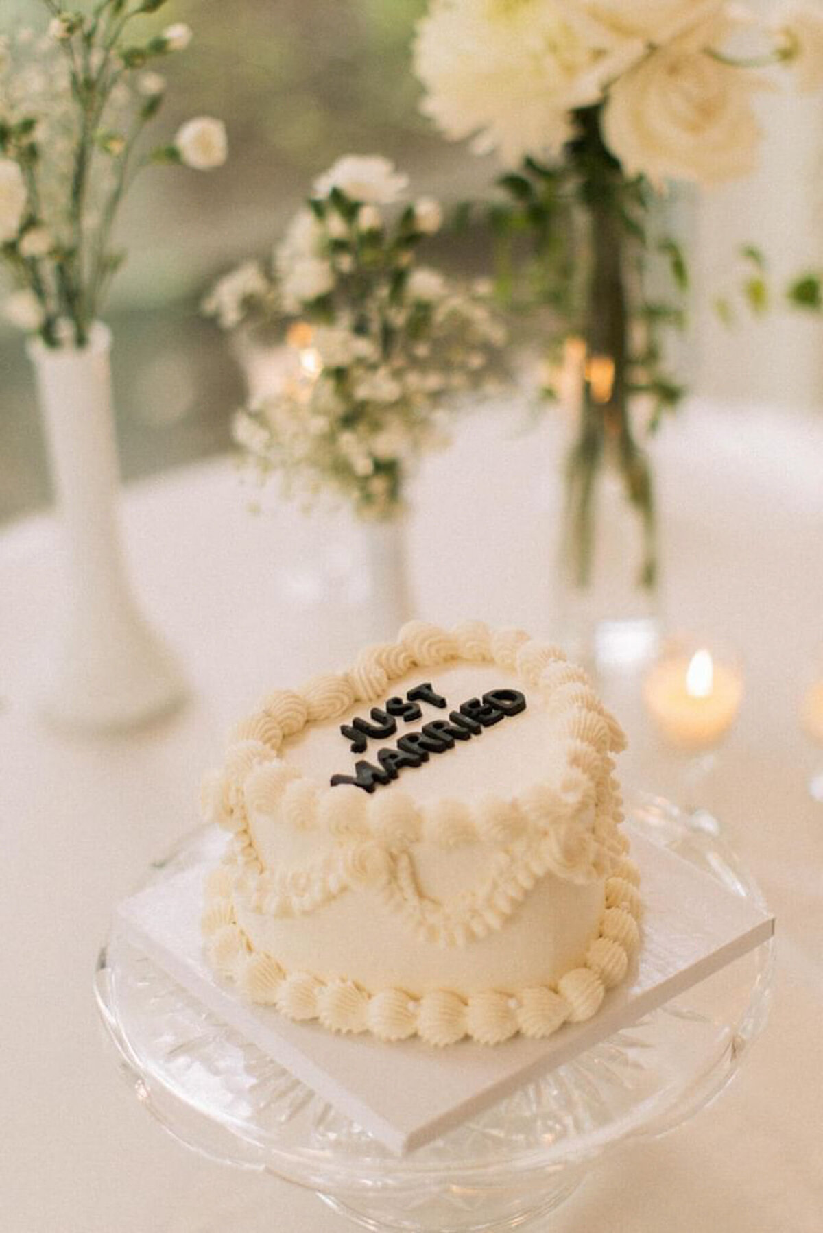 Sweets By Sue, classic cakes and desserts in Lethbridge, Alberta, featured on the Brontë Bride Vendor Guide.