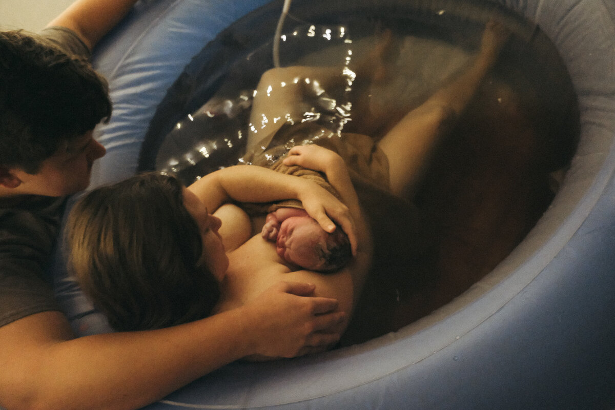 mom-baby-birth-pool