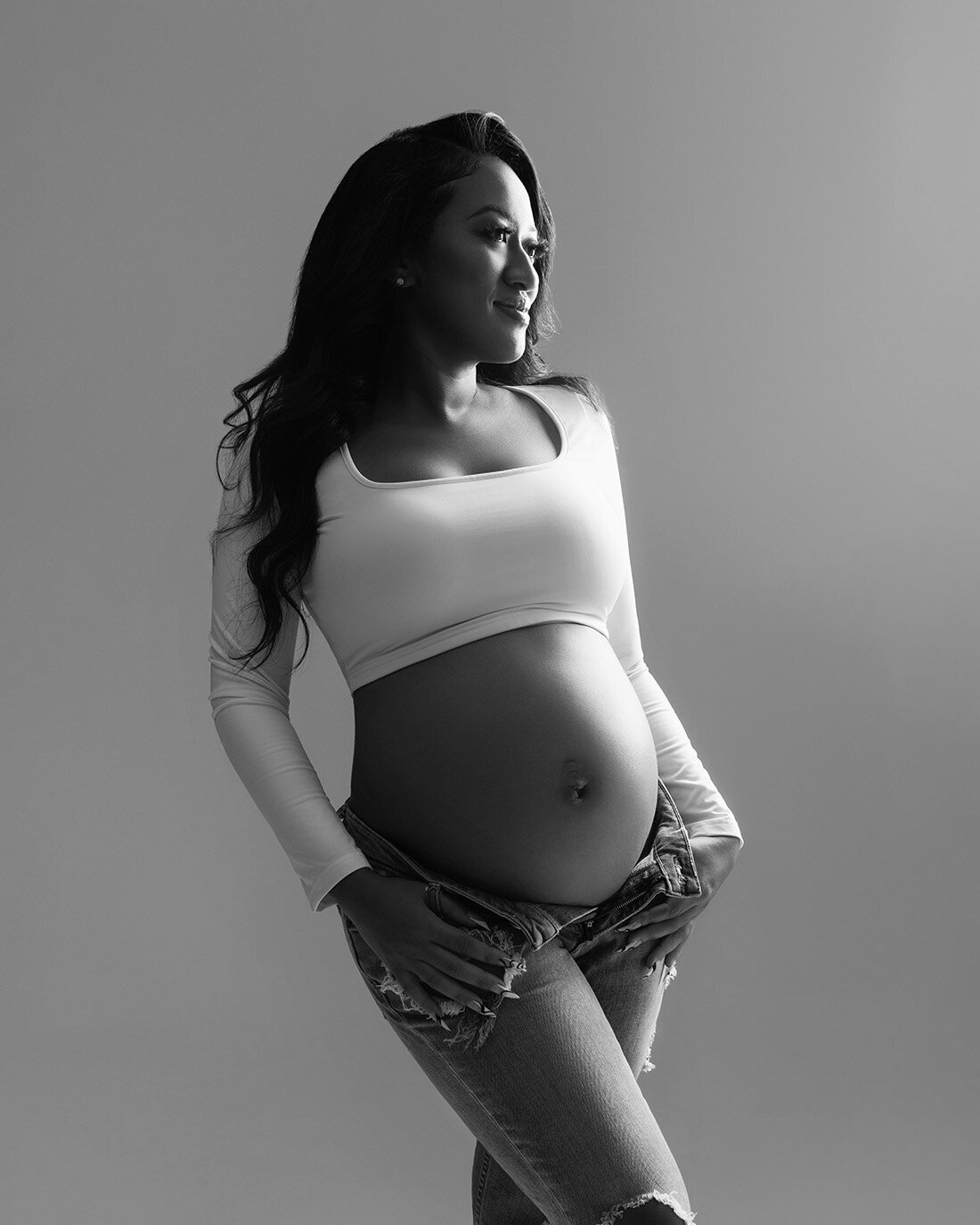 Baltimore maternity photographer, Washington DC pregnancy photography, baby bump photography Annapolis, maternity portraits near me