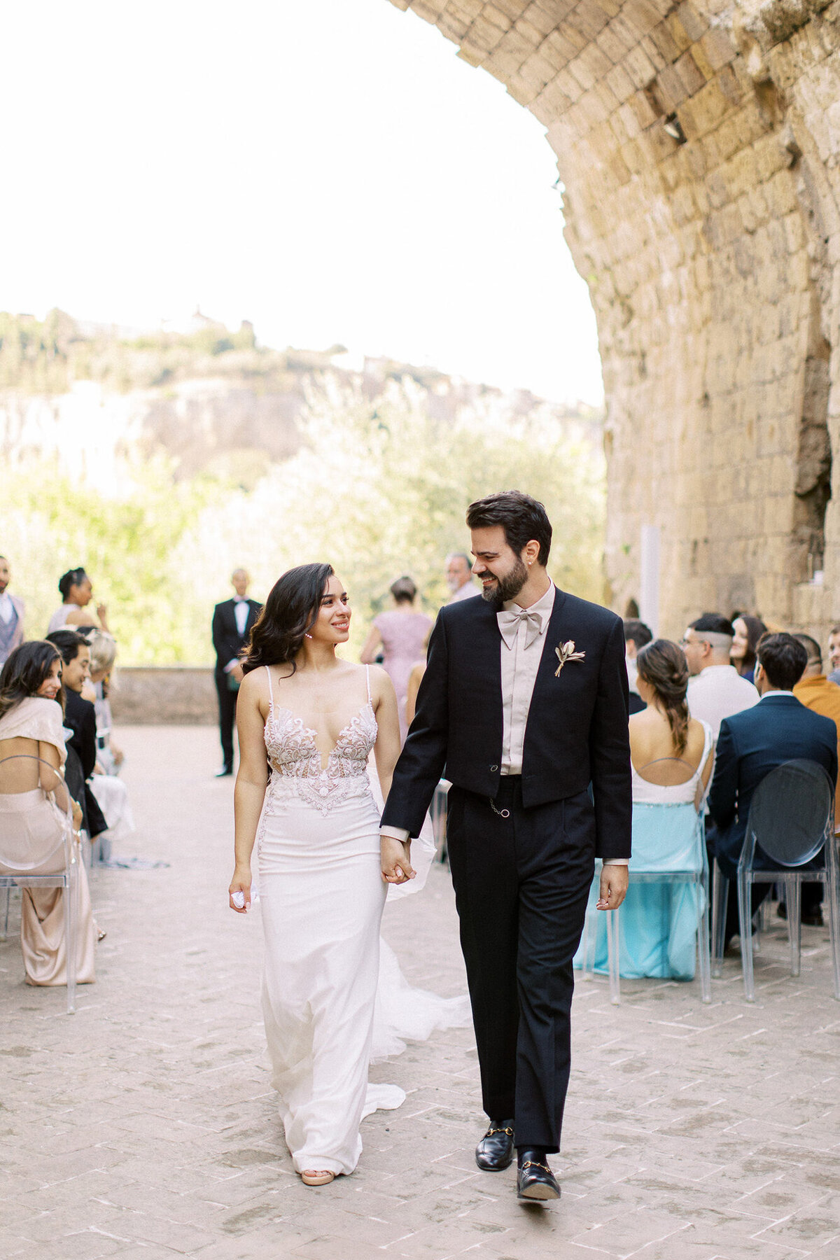 Maïlys Fortune Photography Husband Wife Wedding Weddings Photography France Switzerland Italy Timeless Dreamy Imagery Bilingual French English Destination Weddings Destination Wedding Provence French Riviera Paris Lake Como Tuscany89