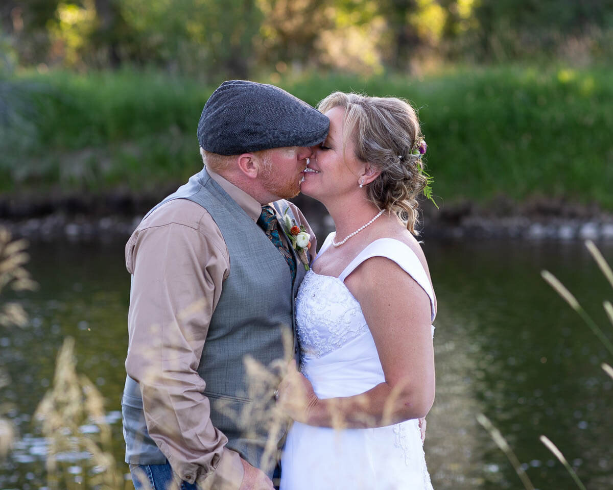rustic-wyoming-wedding-venue-bartlett_12
