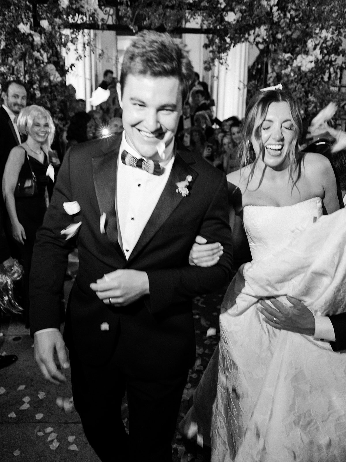 Classic Charleston Wedding with green & white at Hibernian Hall by Sarah Bradshaw 0242