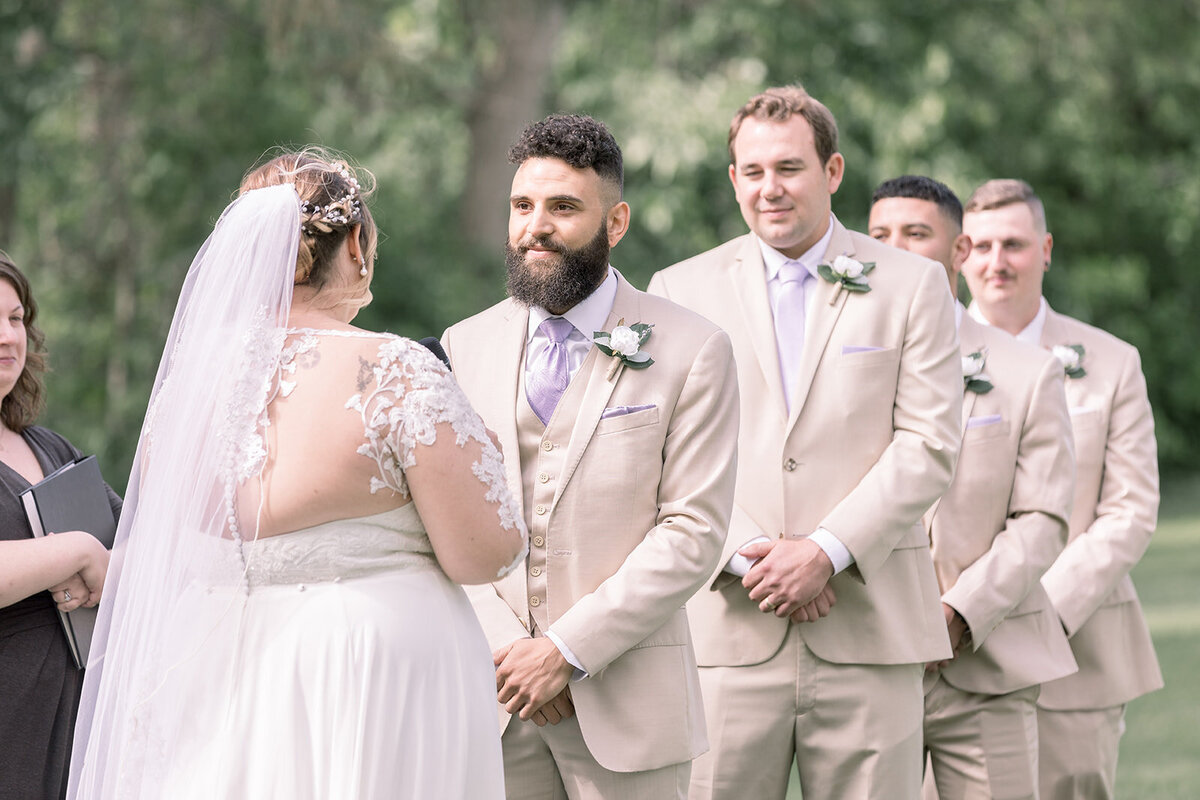 Detroit-Michigan-Wedding-Photographer-Heather-and-DJ-12