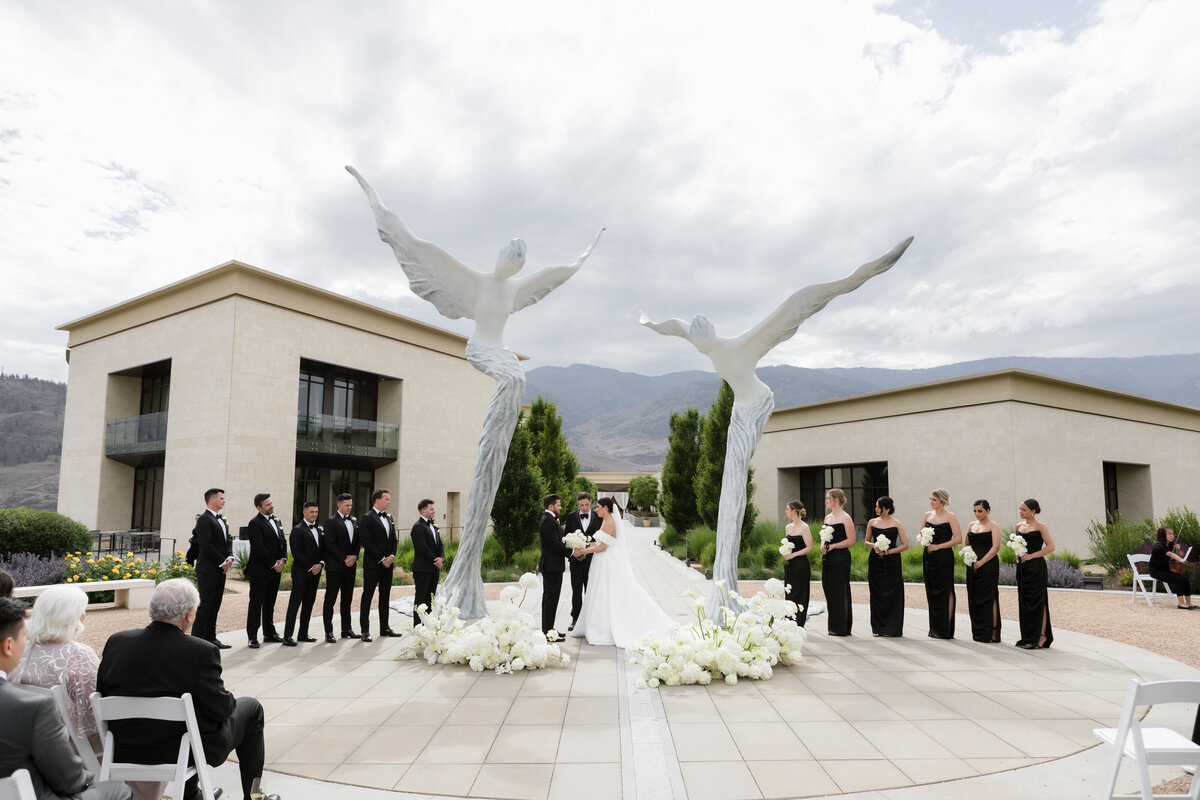 MeghanHemstra-Romantic-Hatley-Castle-Wedding-106