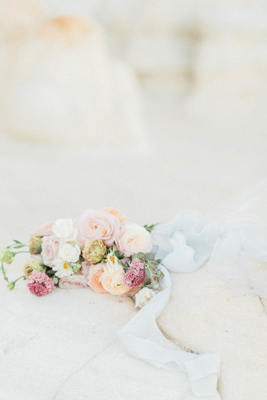 ethereal_editorial_at_the_Paint_mines_for_rocky_mountain_bride_by_colorado_wedding_photographer_diana_coulter-19