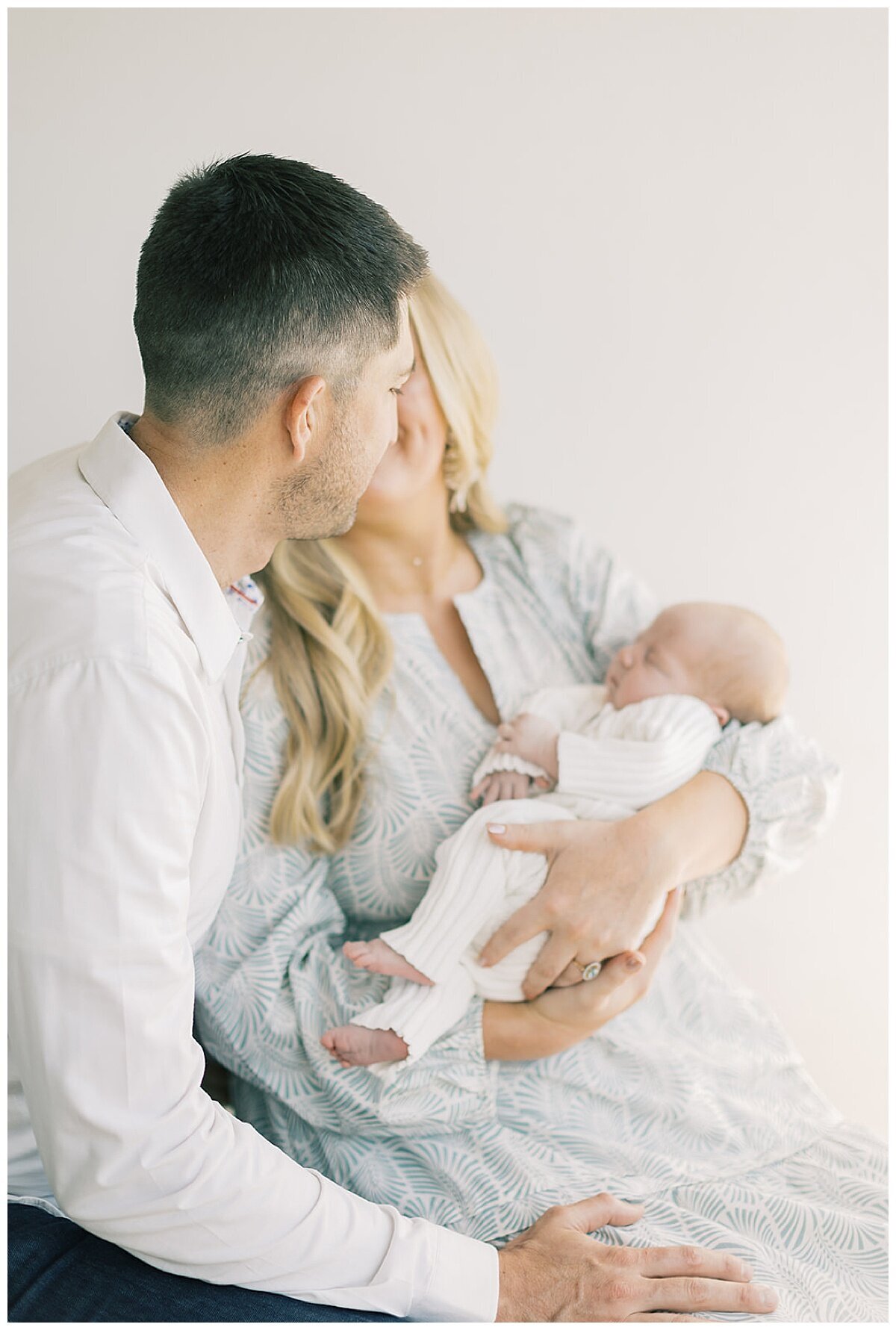 Crystal Leffel Photography Maternity Newborn Family Motherhood Destination Photographer Denver Colorado Timeless Light Airy  Film Photographer_0173